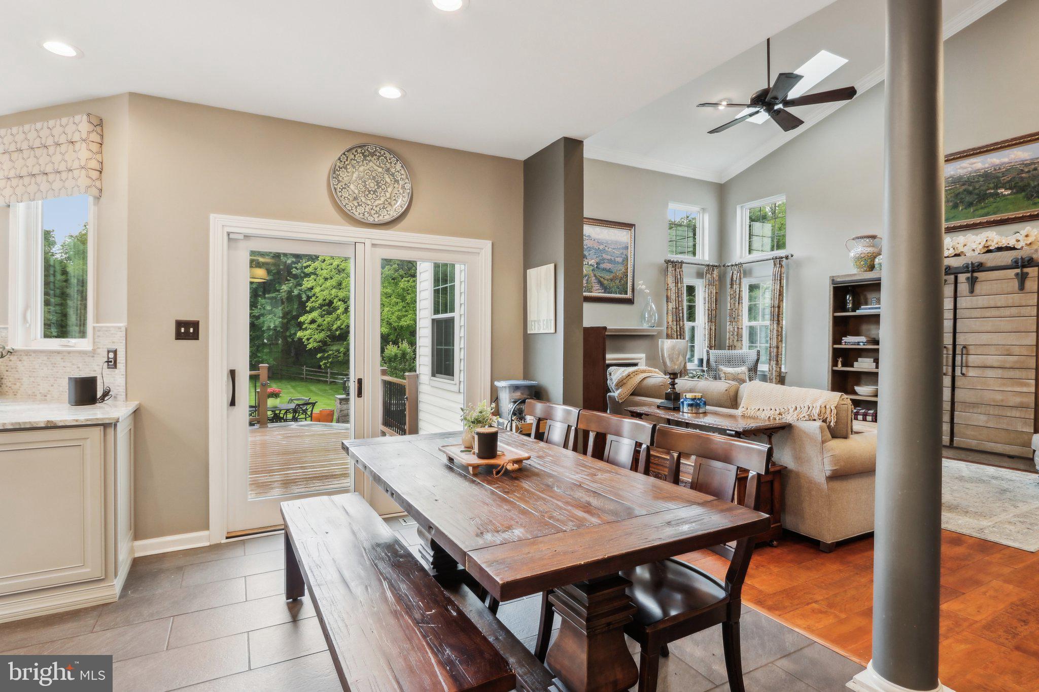 SPRING MILL - Residential