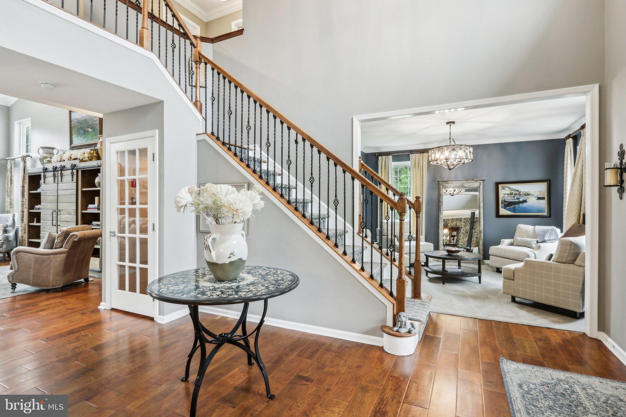 SPRING MILL - Residential