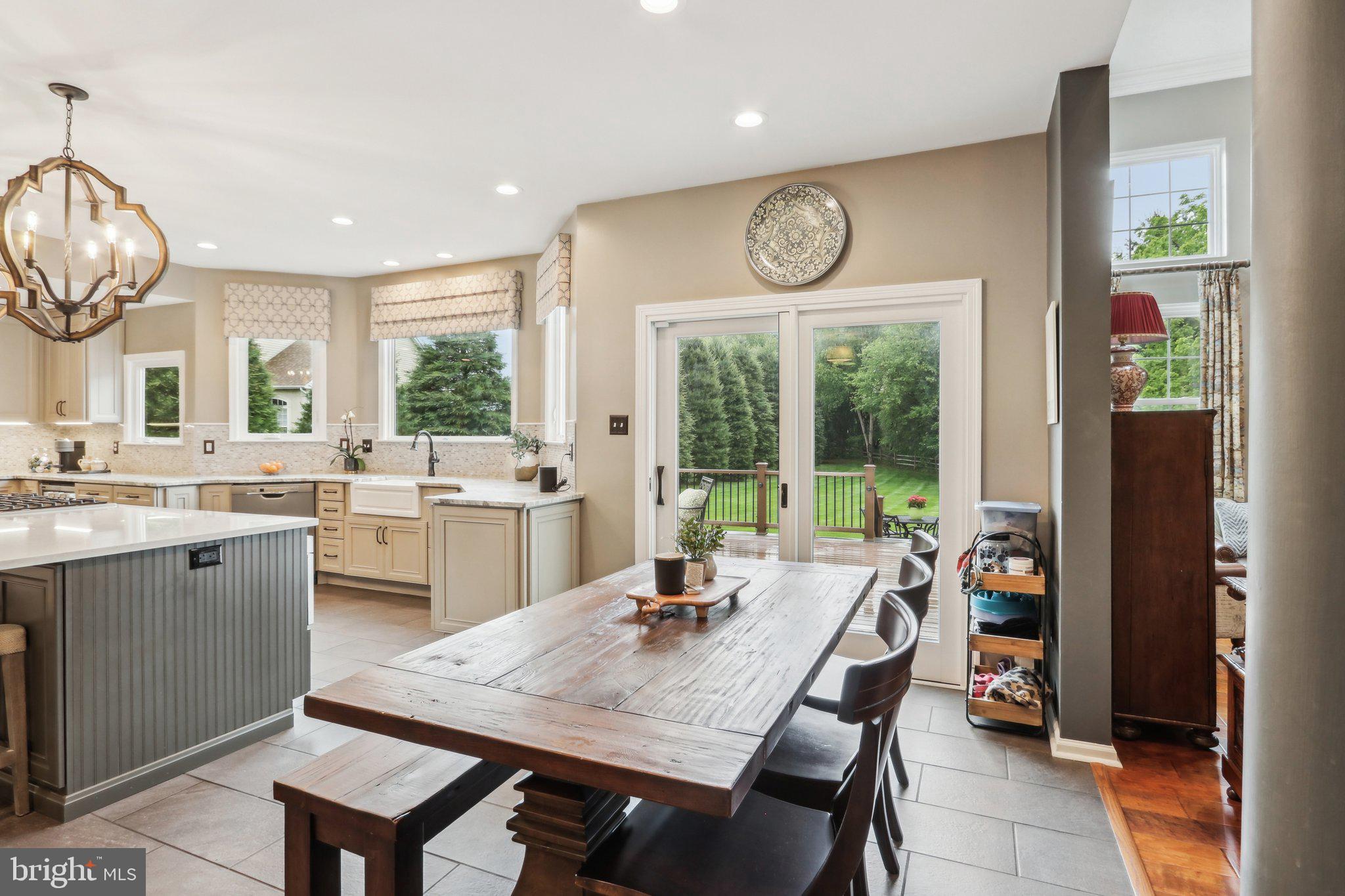 SPRING MILL - Residential