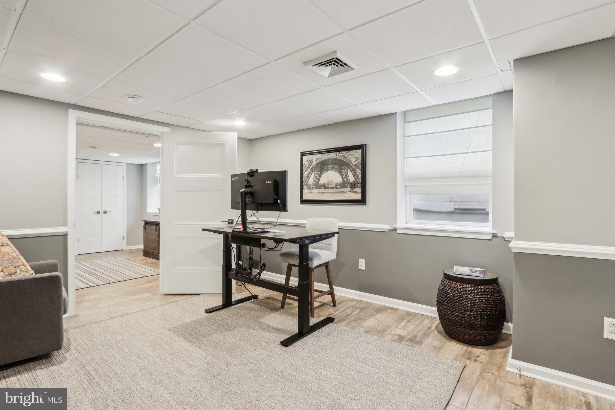 SPRING MILL - Residential