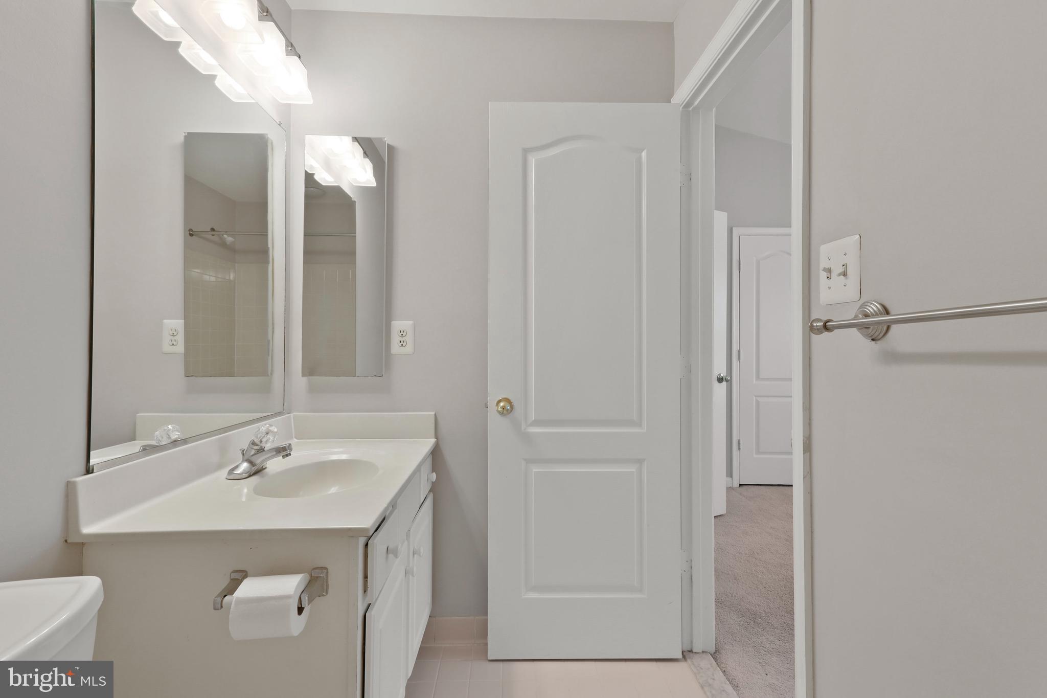 WOODLAND PARK - Residential Lease