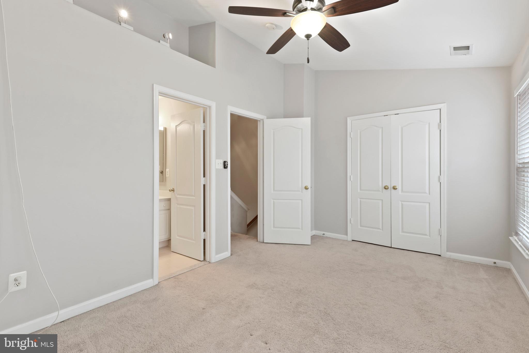 WOODLAND PARK - Residential Lease