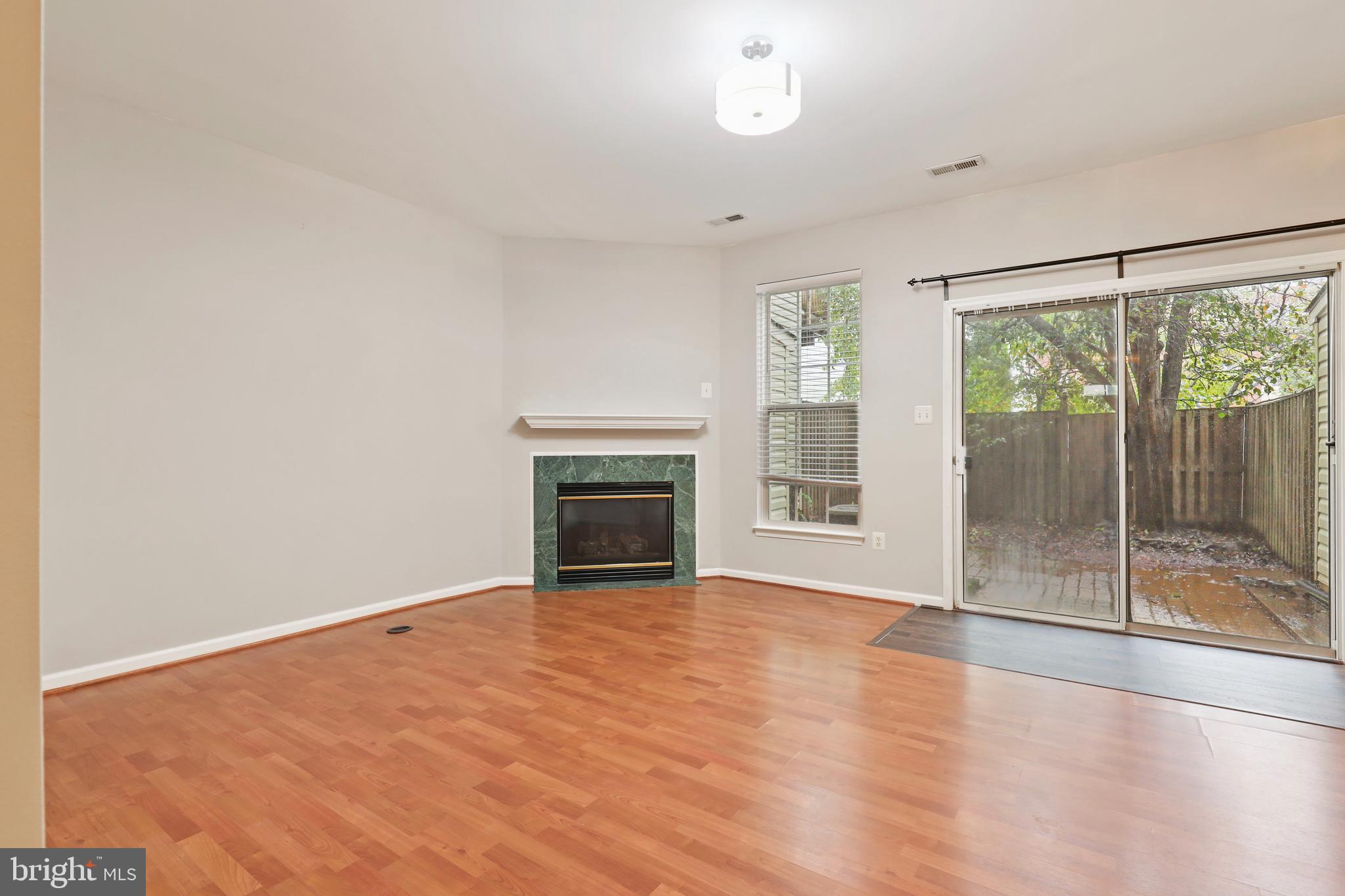 WOODLAND PARK - Residential Lease