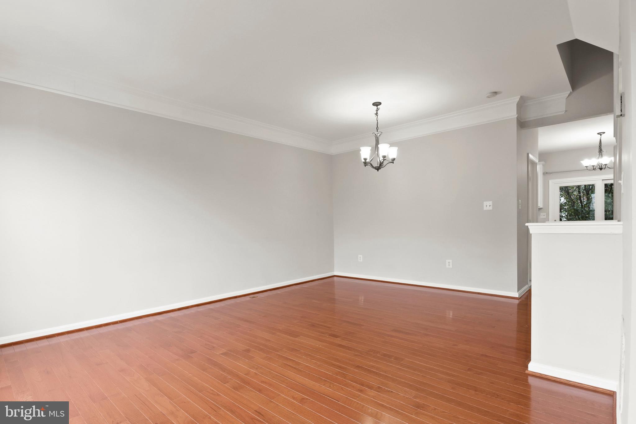 WOODLAND PARK - Residential Lease