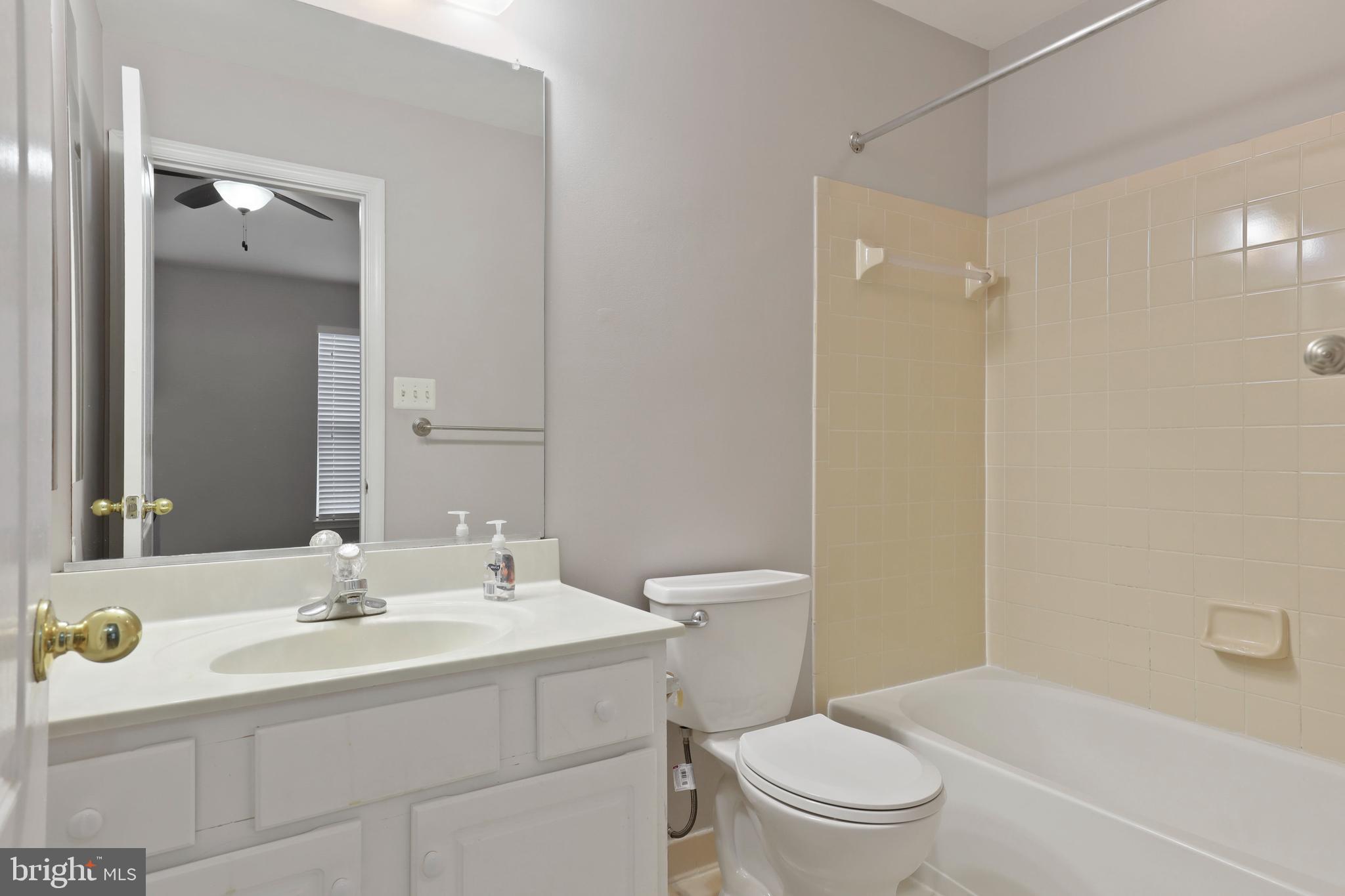 WOODLAND PARK - Residential Lease