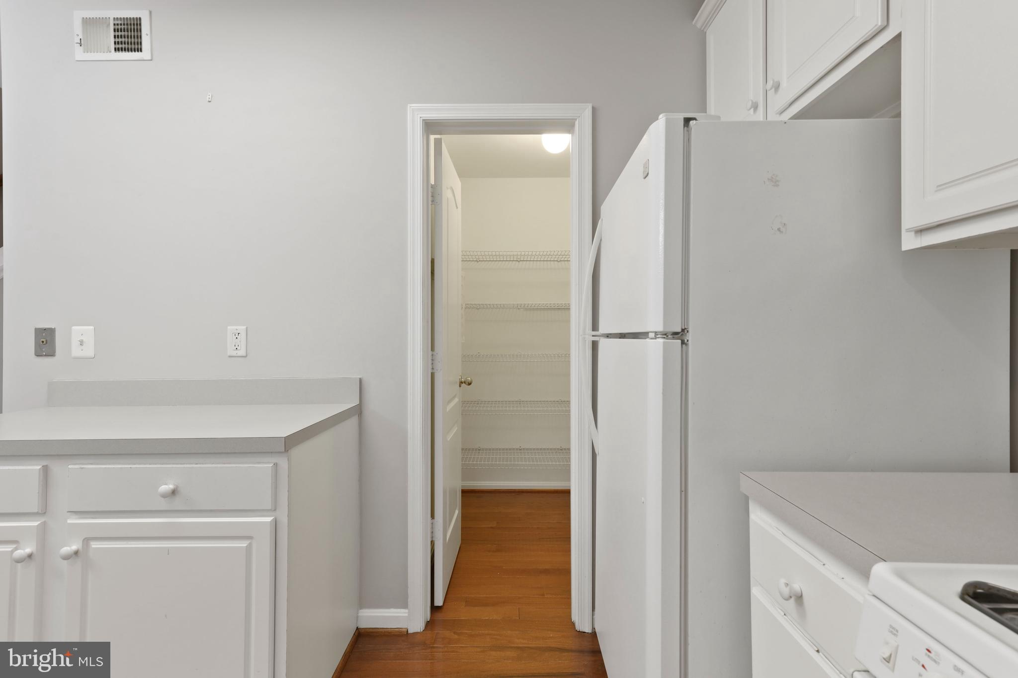 WOODLAND PARK - Residential Lease