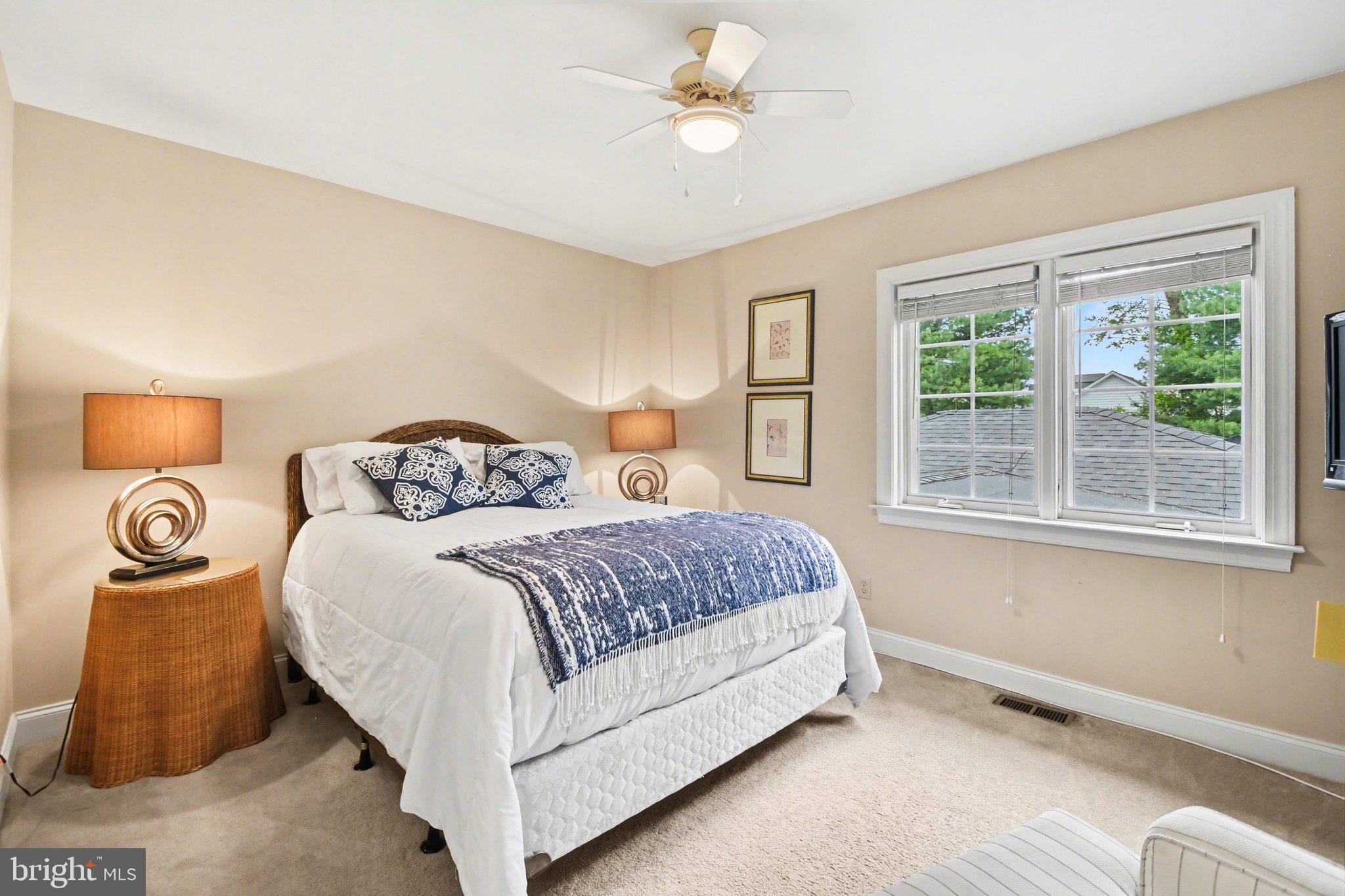 EAGLEVIEW - Residential