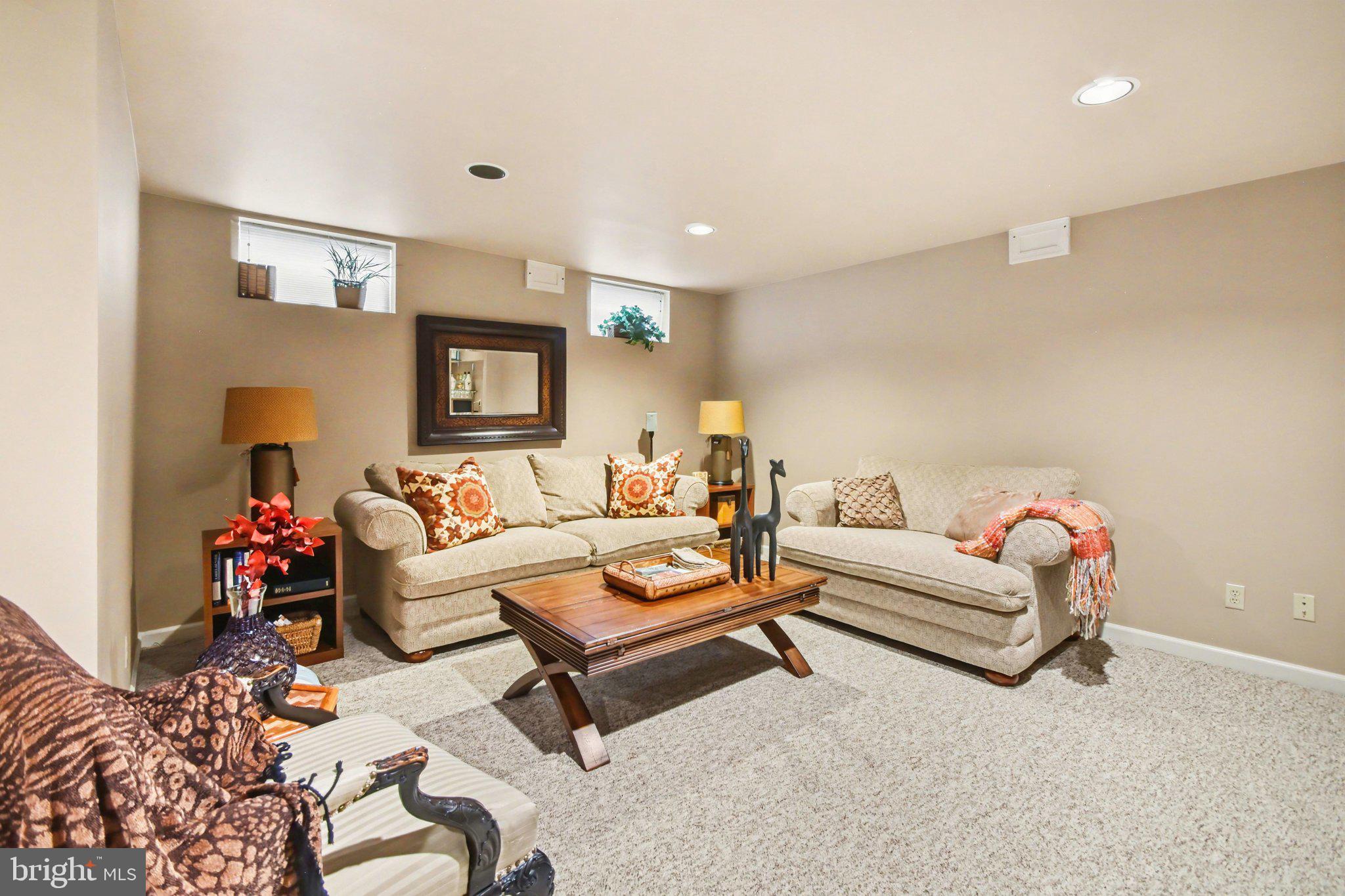 EAGLEVIEW - Residential