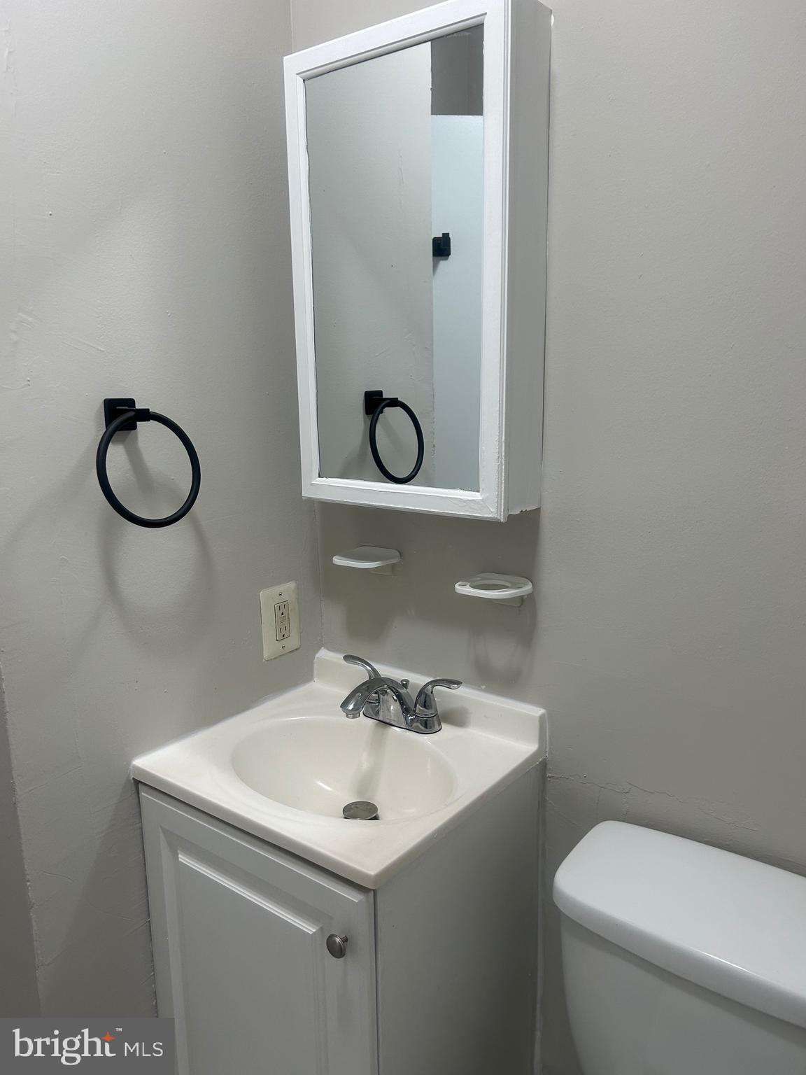 BRIDGEVIEW - GREENLAWN - Residential Lease