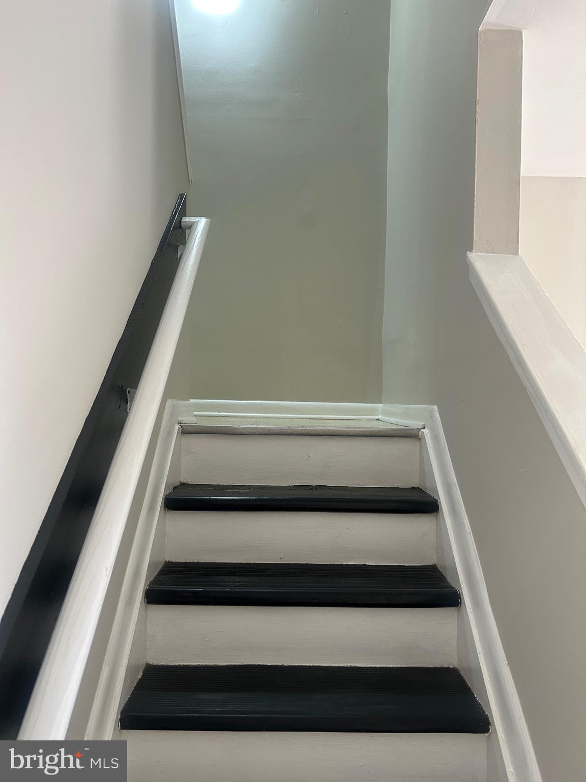 BRIDGEVIEW - GREENLAWN - Residential Lease