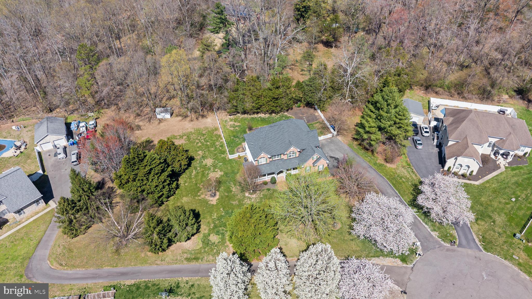 HILLENDALE - Residential