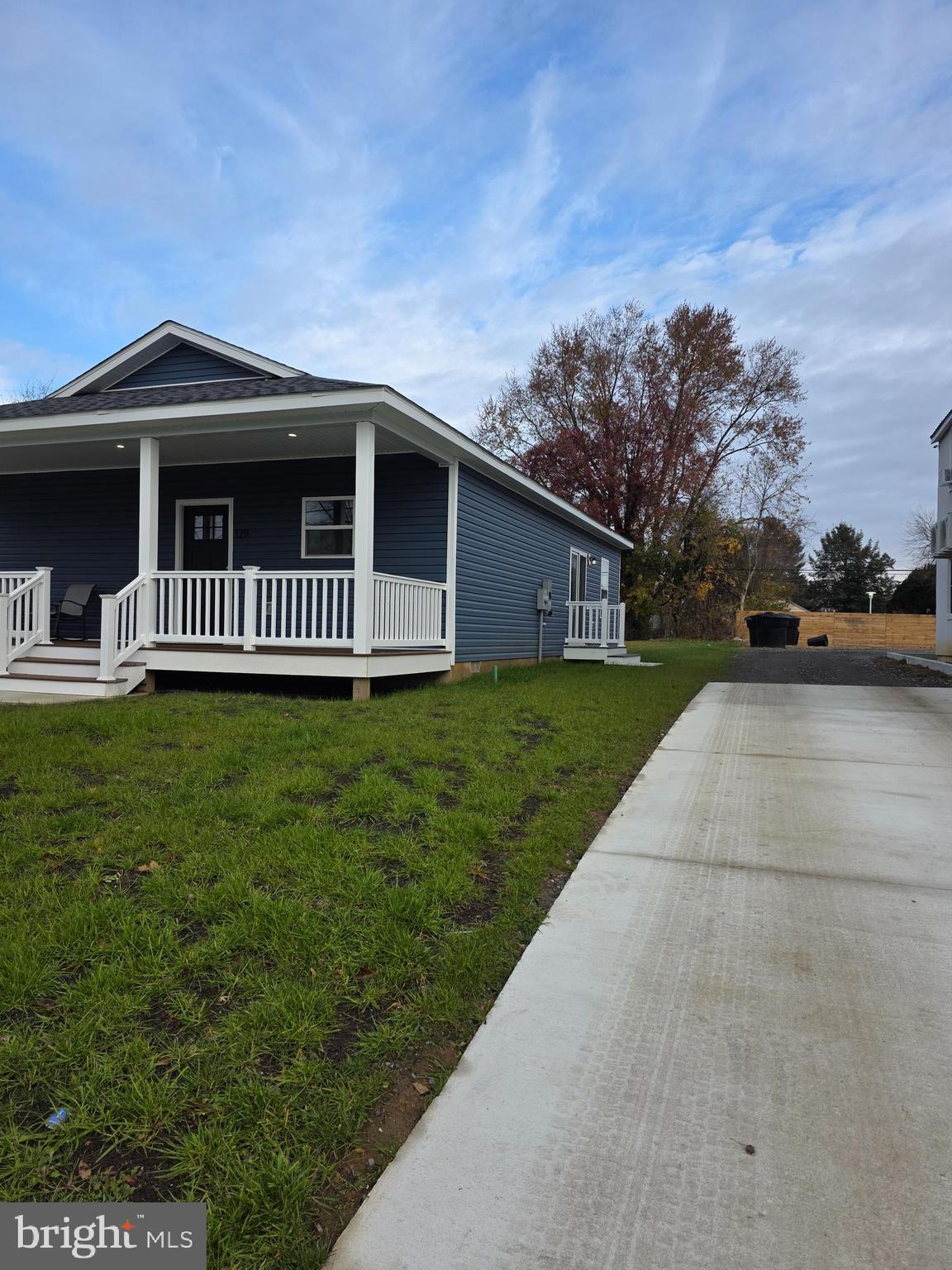 129 ROOSEVELT AVENUE