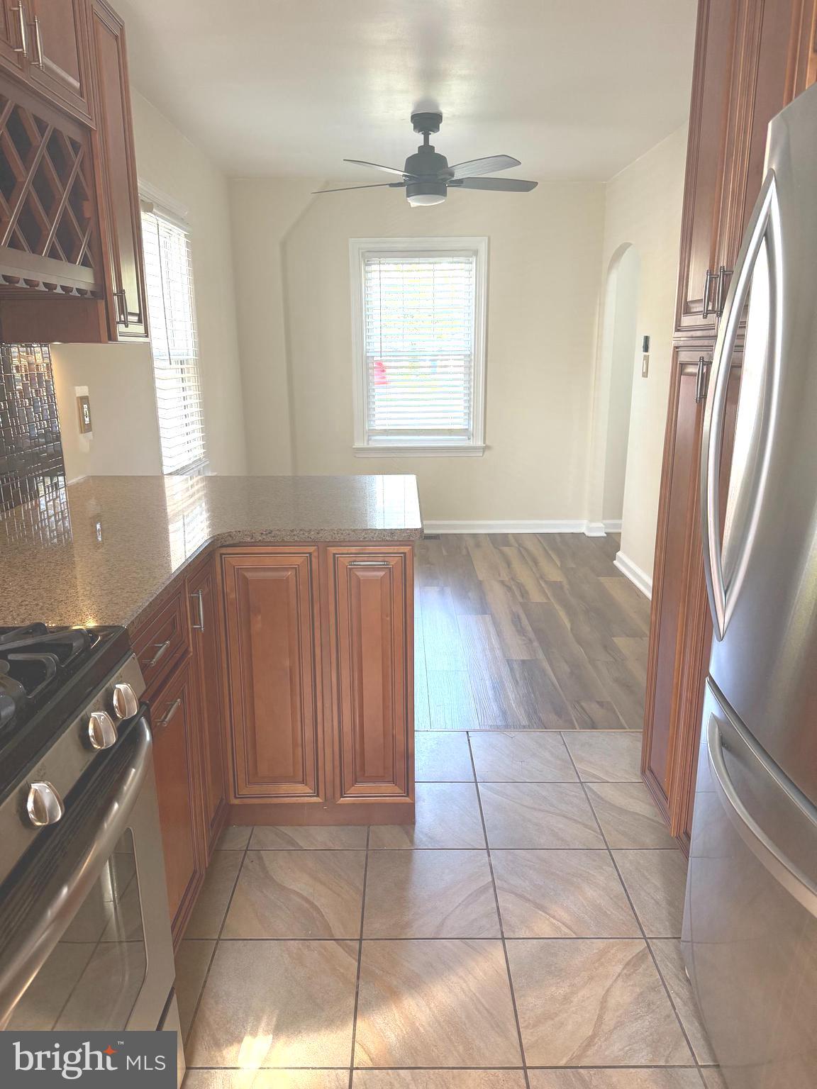 GLENSIDE - Residential