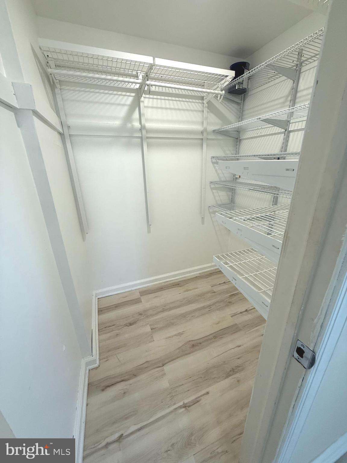 GLENSIDE - Residential