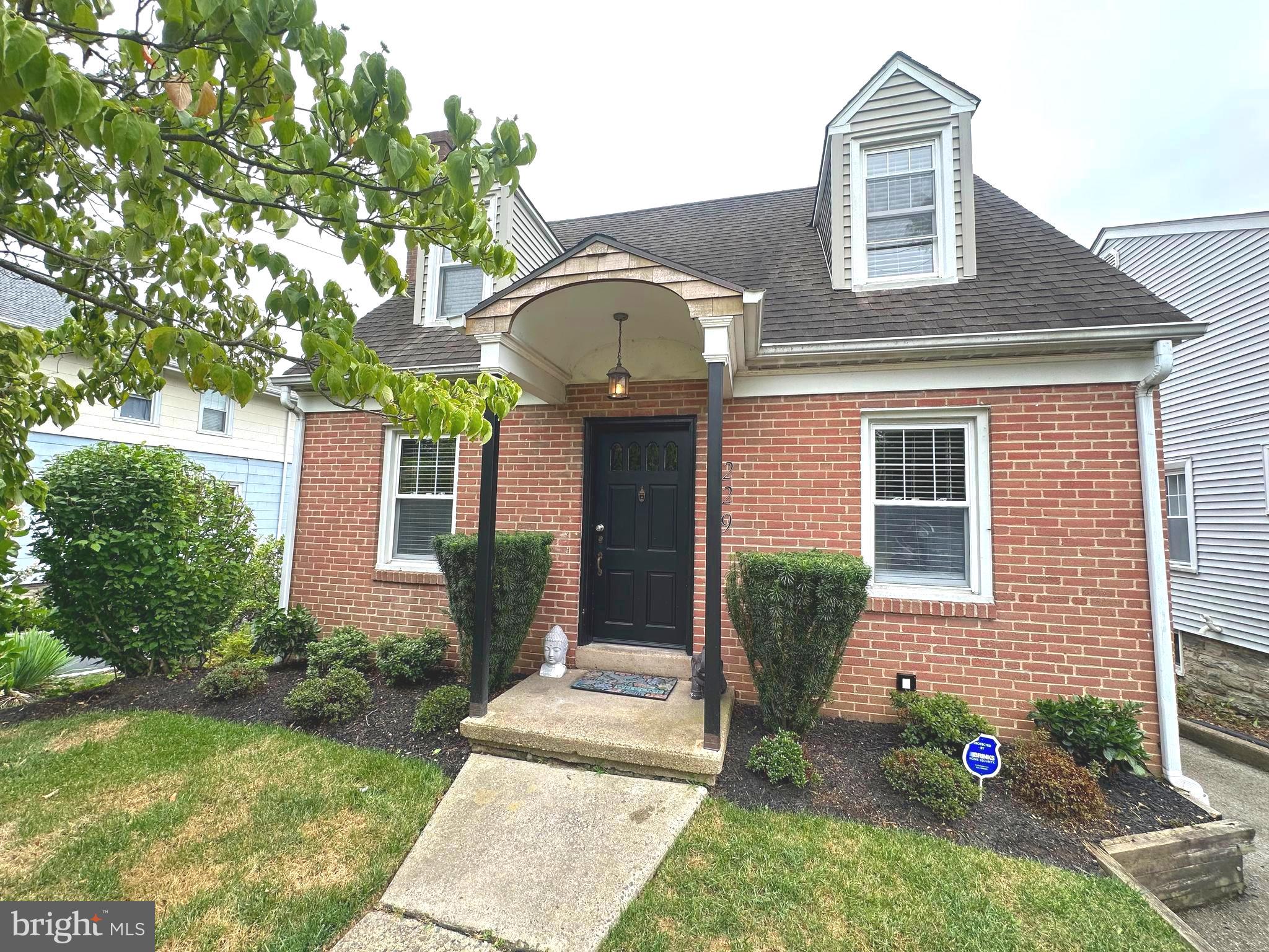 Lovely 3 Bedroom, 2.5 Bath Home with Modern Kitchen and Bathrooms, Fireplace, Hardwood Floors, Ceiling Fans, and a Finished Walkout Basement leading to a Private Backyard Oasis. The Finished Basement with separate entrance could be an In-Law Suite, Studio, Mancave, She Shed etc... There is also a Bedroom/Office on the First Floor.