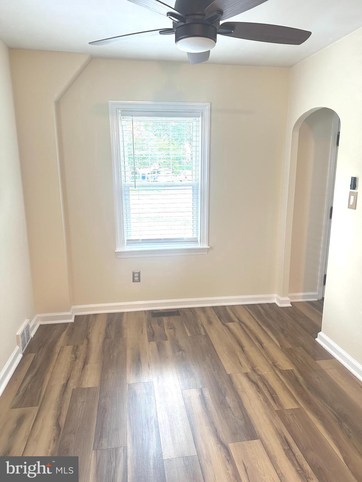 GLENSIDE - Residential