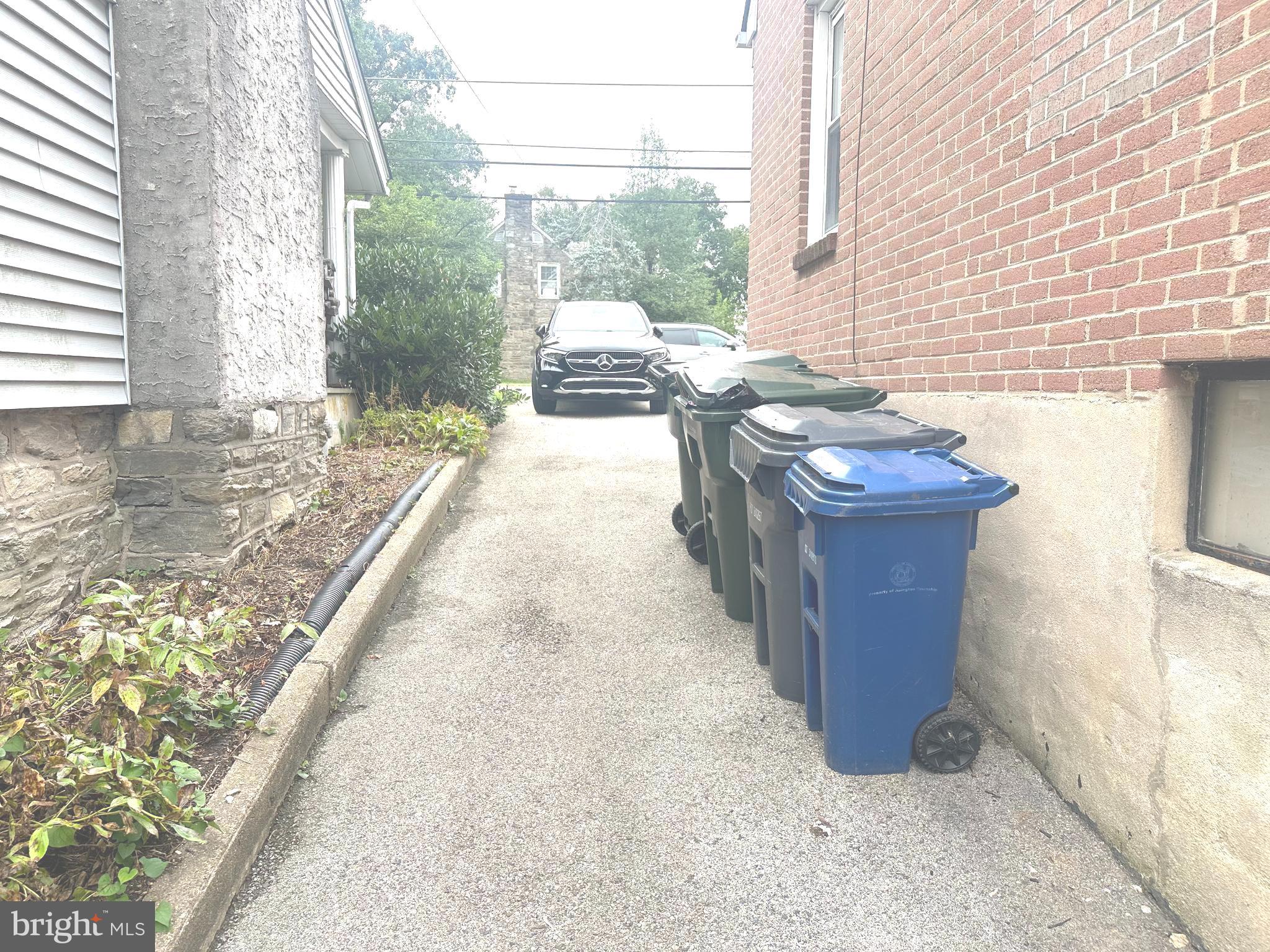 GLENSIDE - Residential