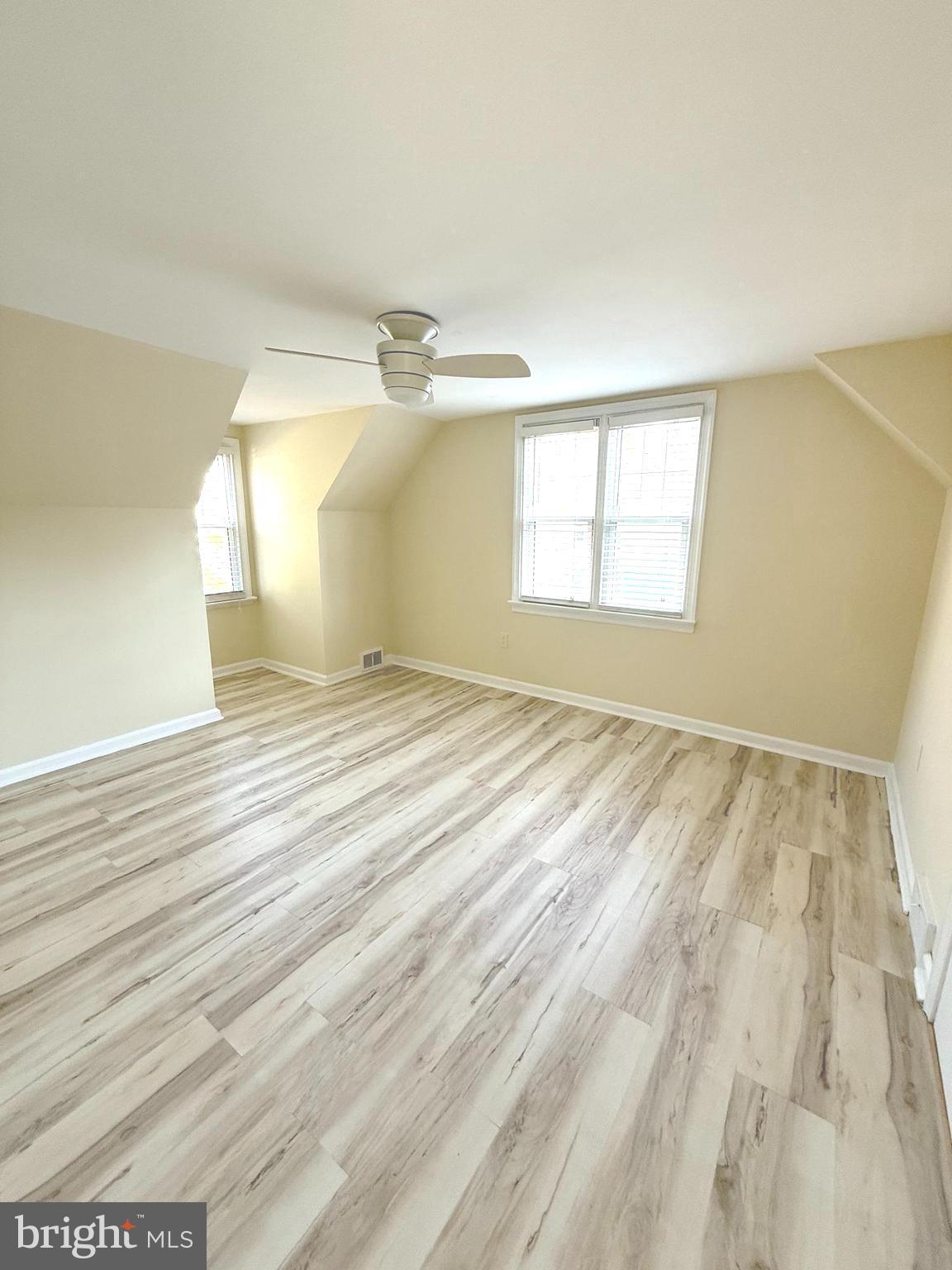 GLENSIDE - Residential