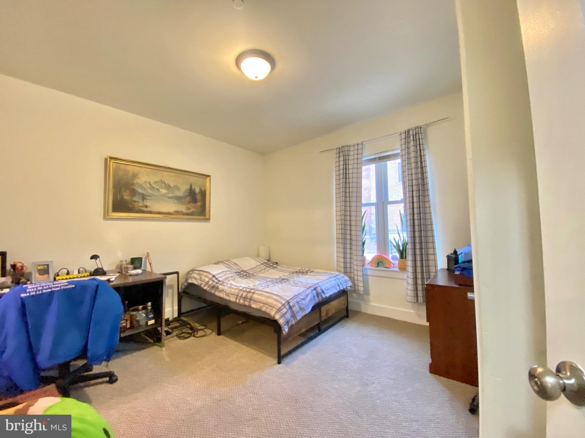 TEMPLE UNIVERSITY - Residential Lease