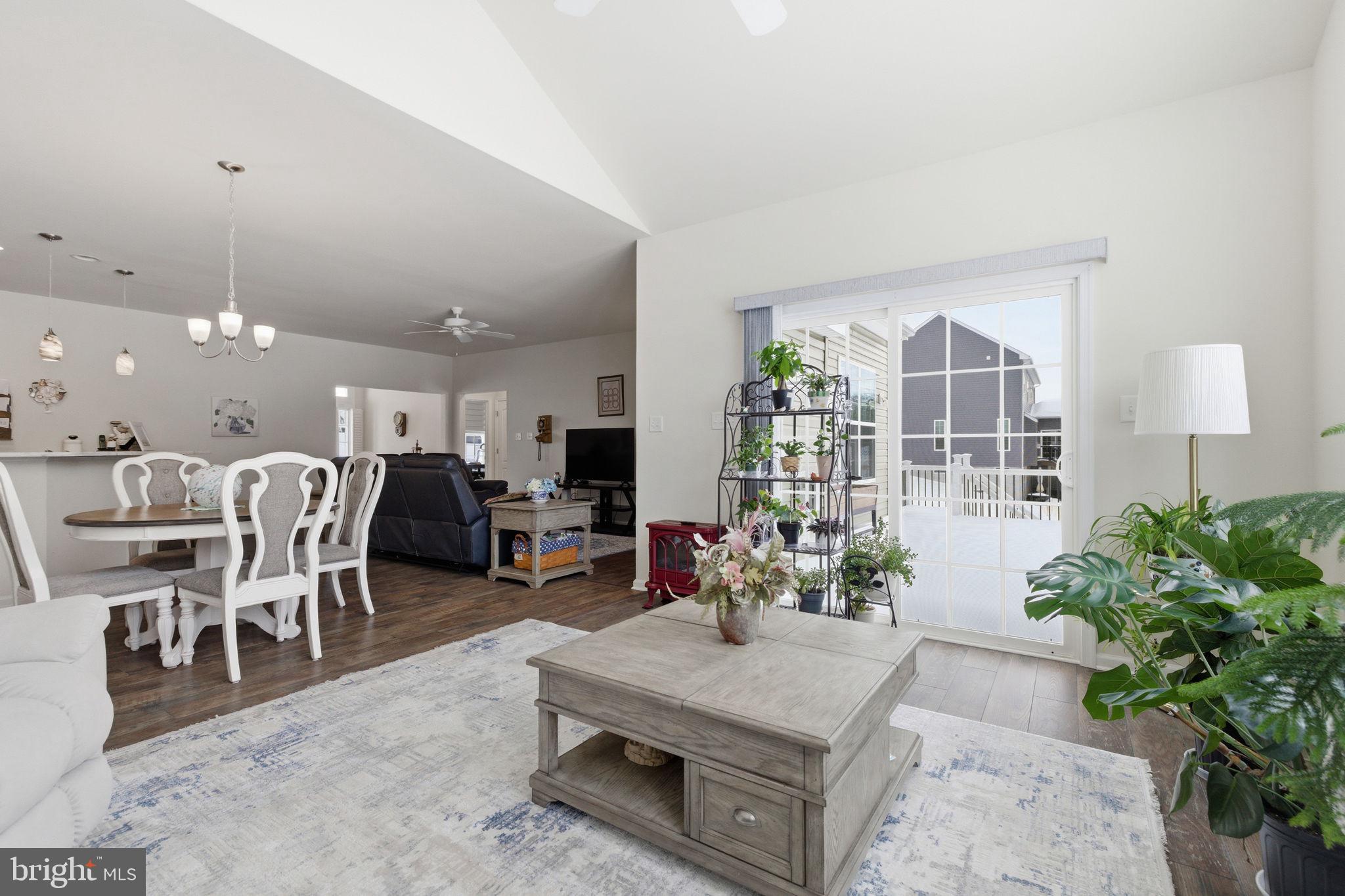 AMBERFIELD - Residential