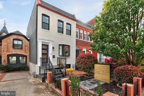 316 U Street NW, Washington, DC MLS: DCDC2230636