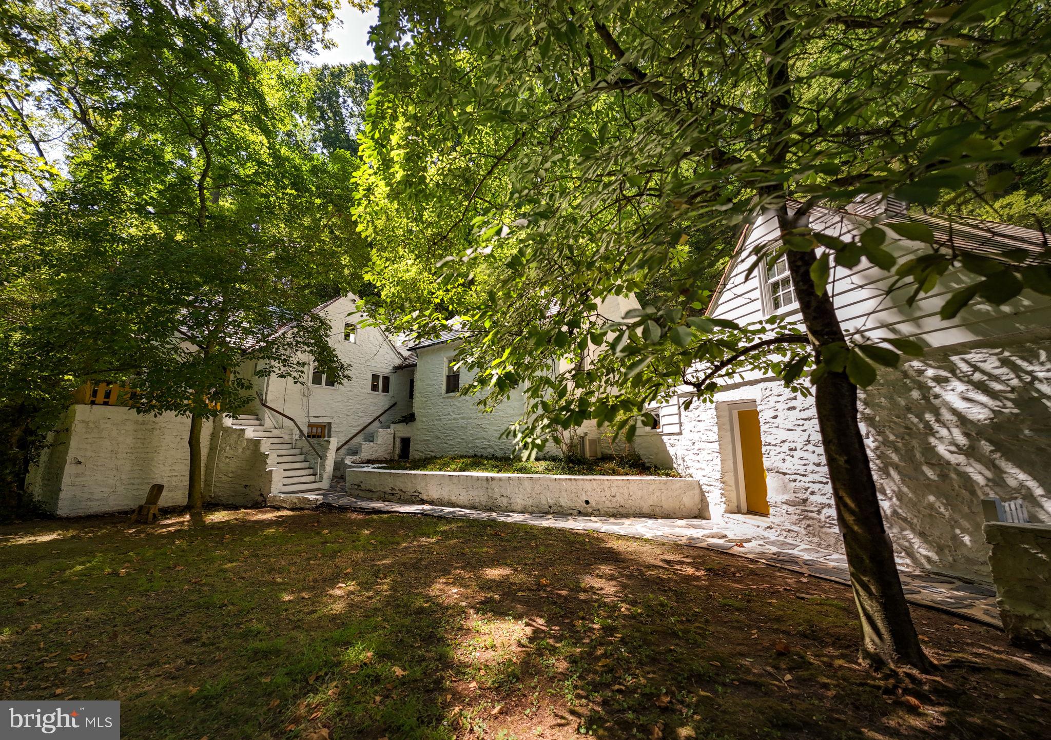 RAMPART RIDGE - Residential