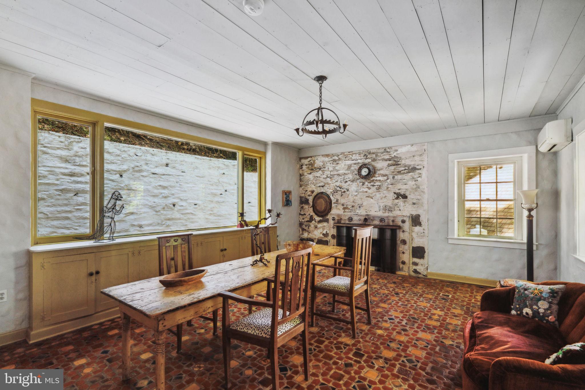 RAMPART RIDGE - Residential