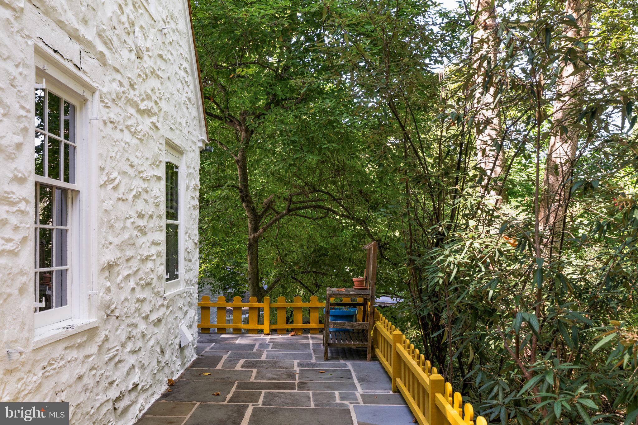 RAMPART RIDGE - Residential
