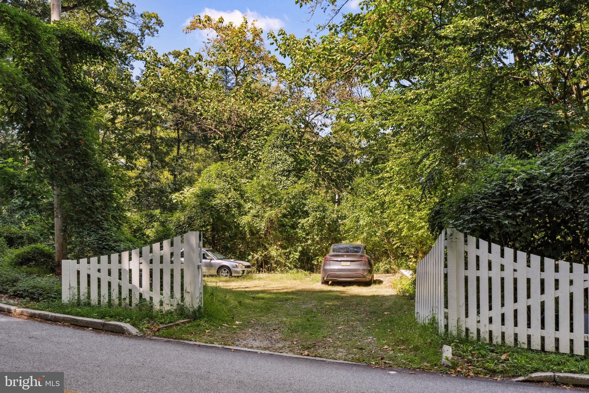 RAMPART RIDGE - Residential
