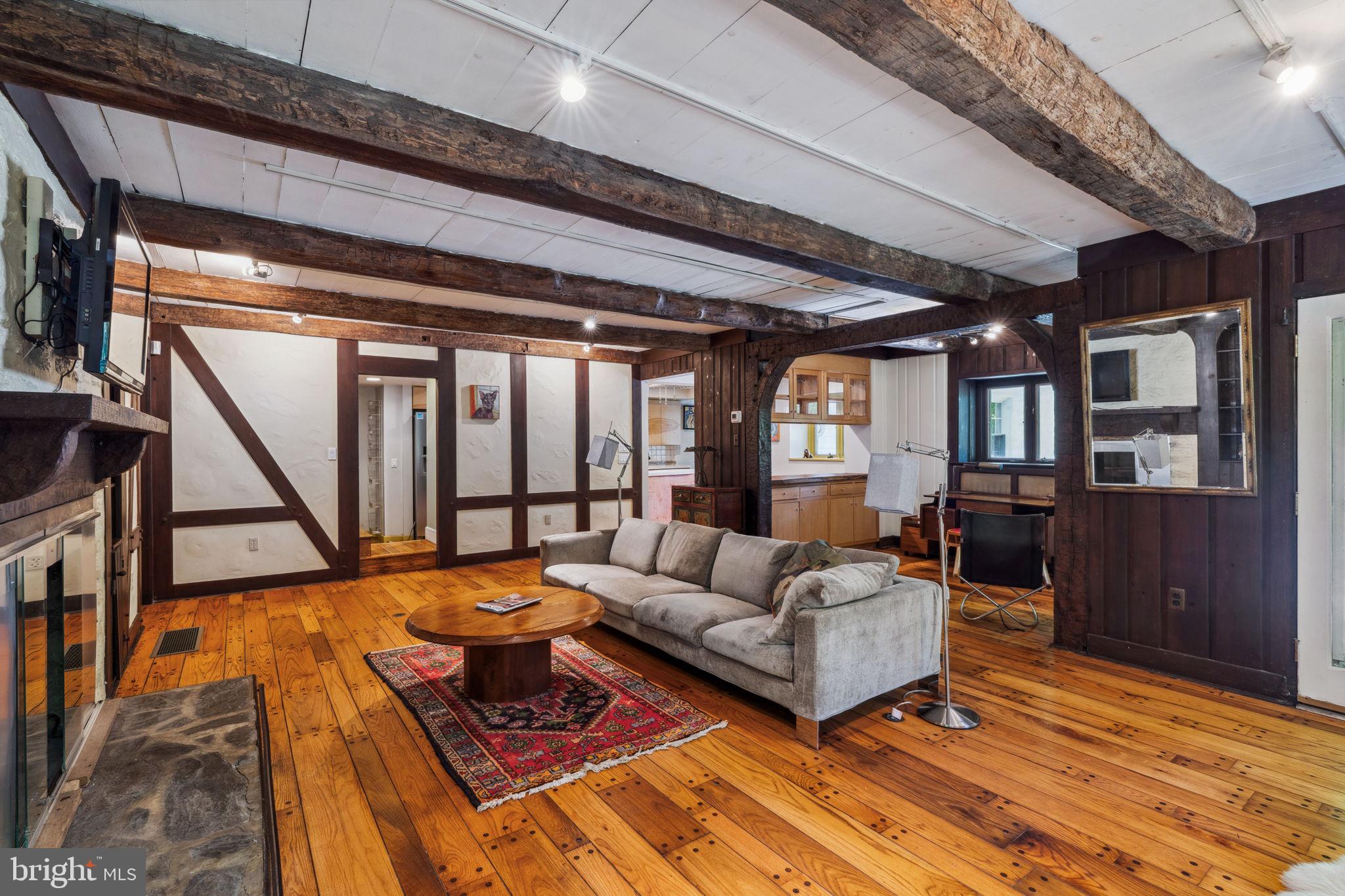 RAMPART RIDGE - Residential