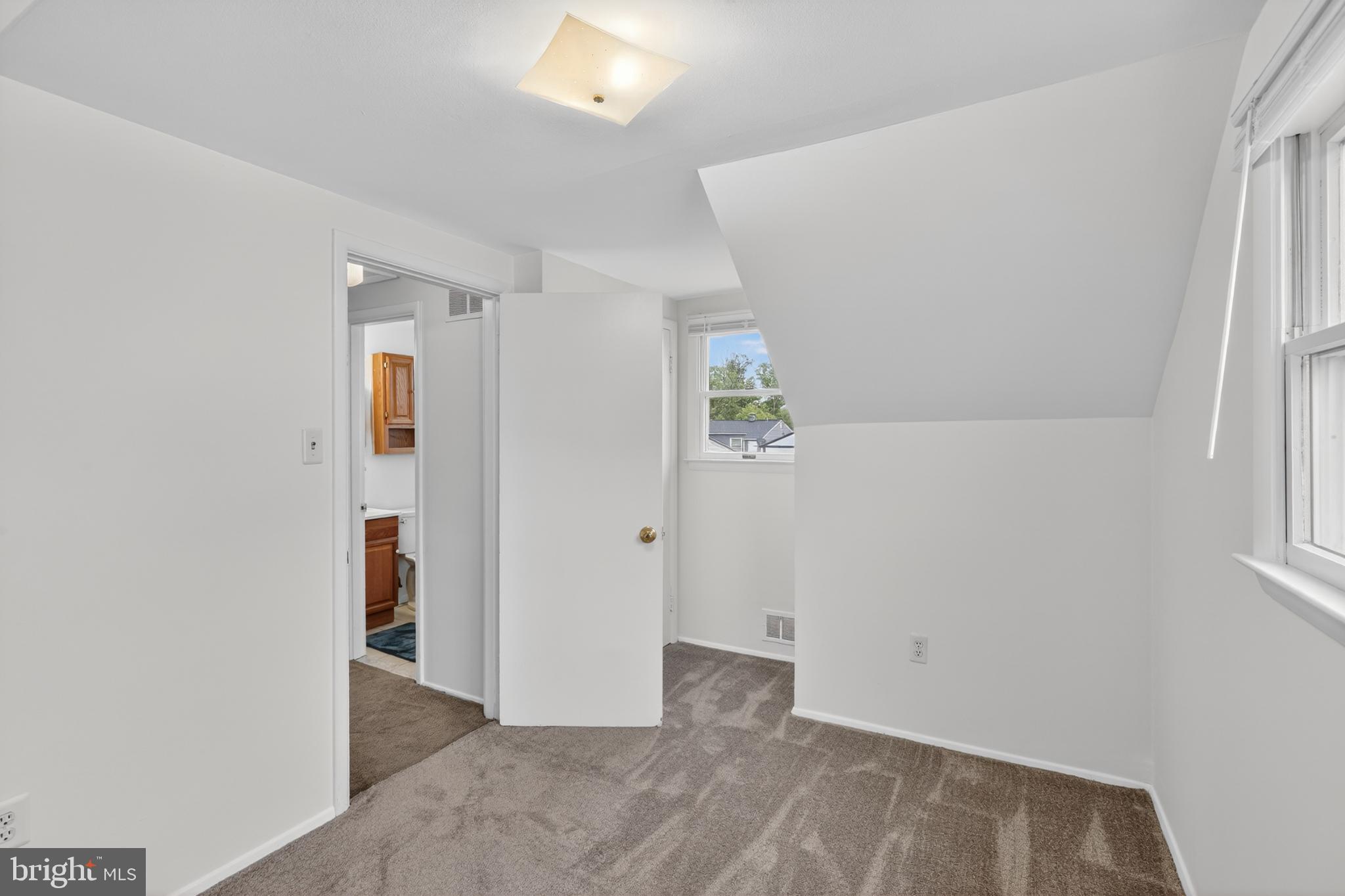 MANASSAS PARK - Residential