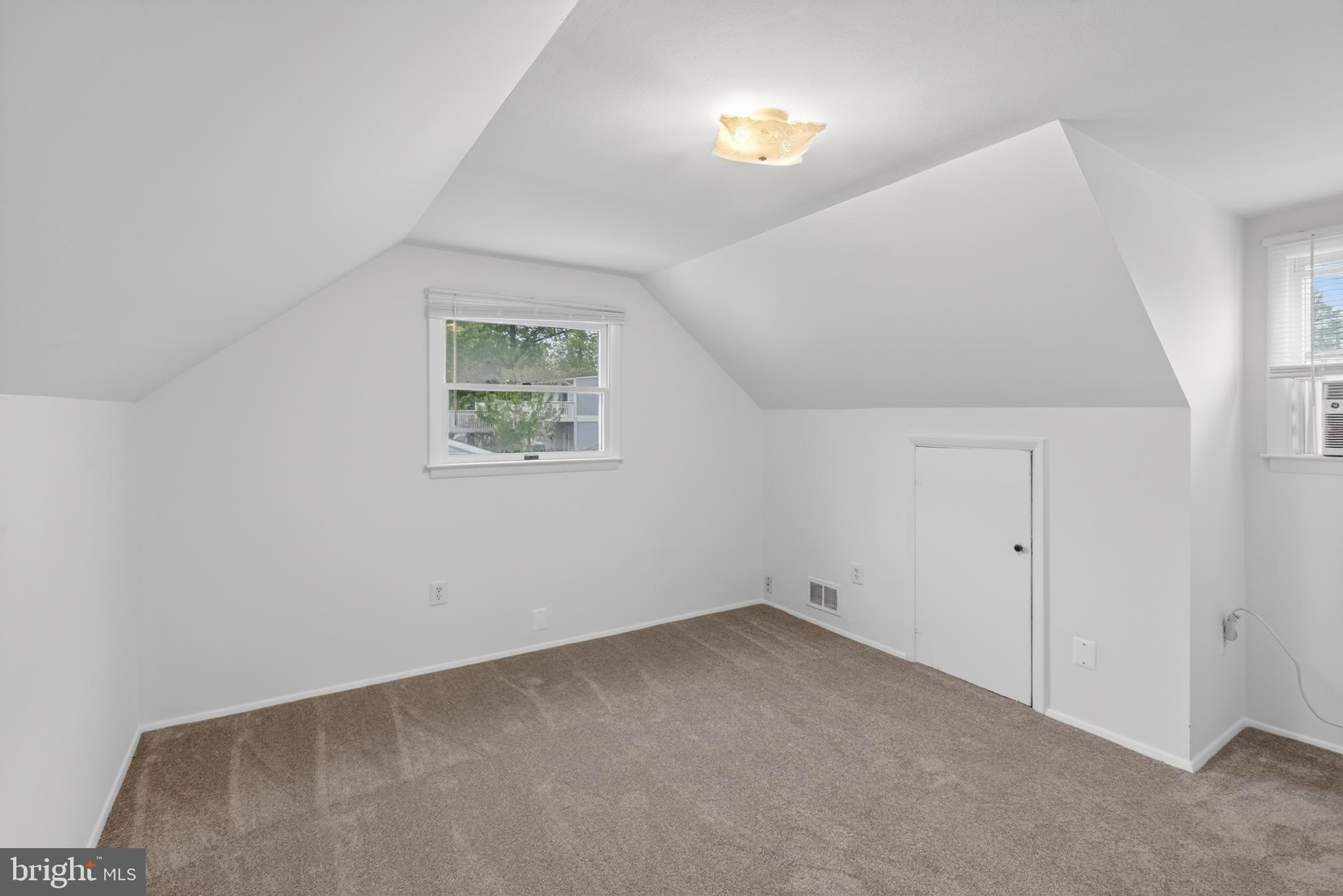MANASSAS PARK - Residential