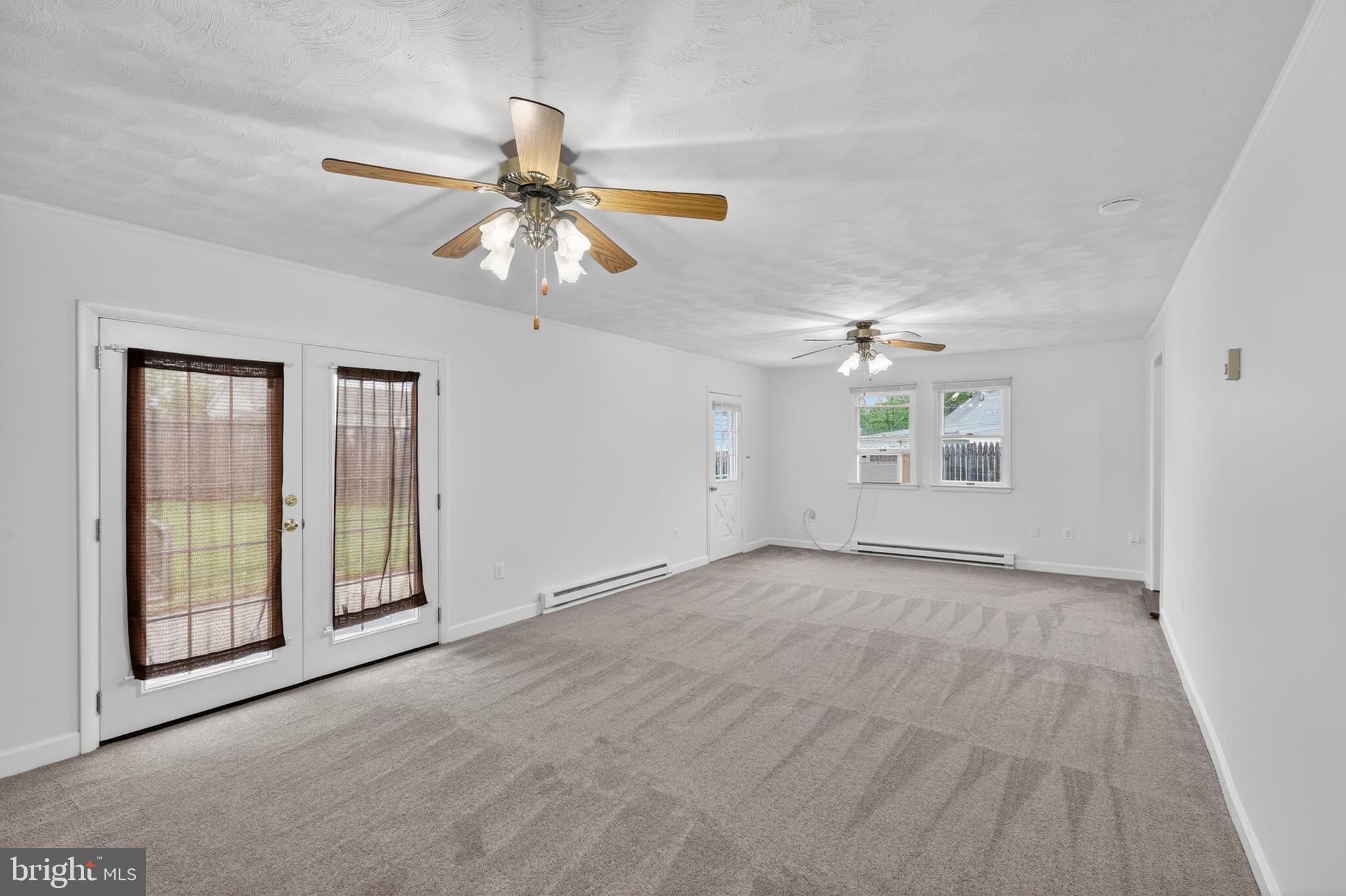 MANASSAS PARK - Residential