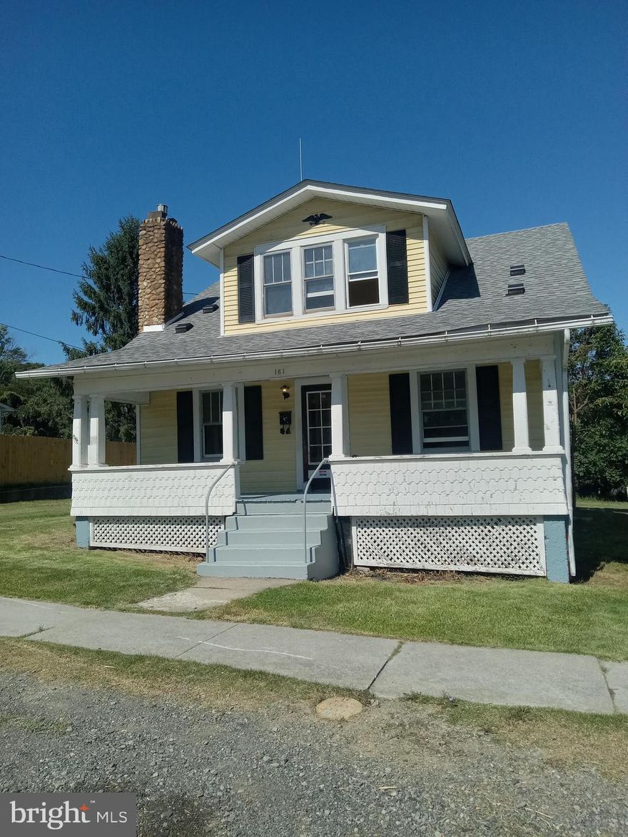 Beautiful 1900 large 3-bedroom 1 bath home near downtown. Lovely area and location. Ready to sell As-Is.