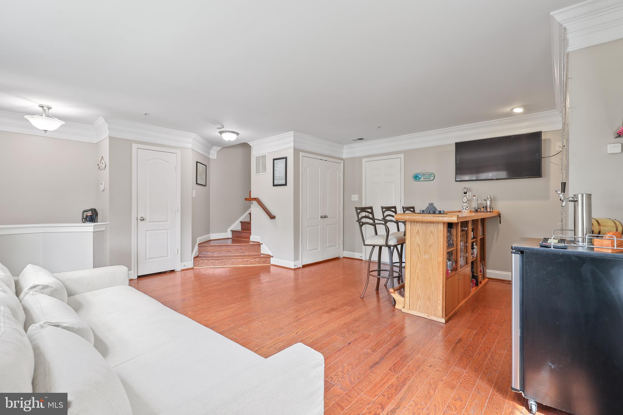 THE CRESCENT AT CHERRY LANE - Residential