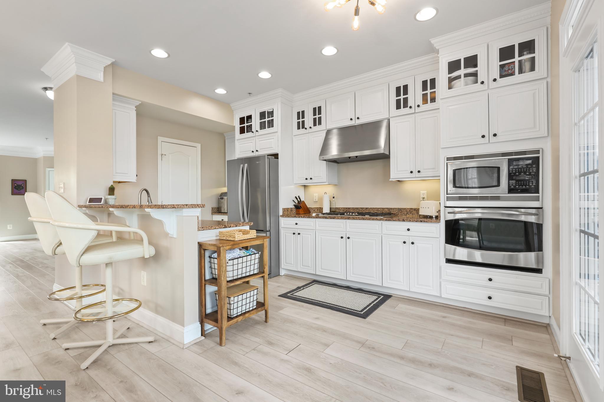 THE CRESCENT AT CHERRY LANE - Residential