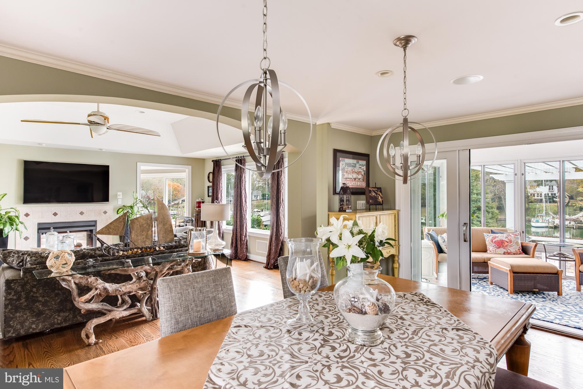 HIDDEN POINT - Residential