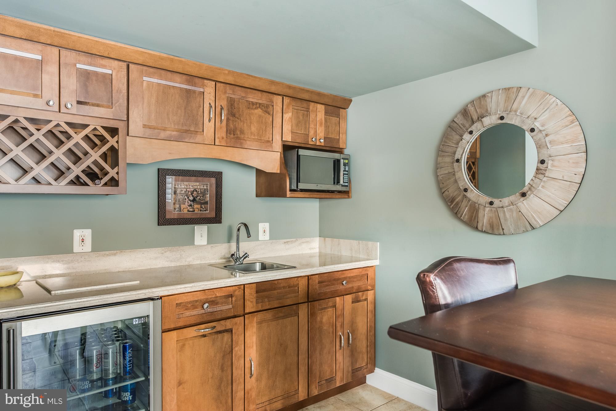 HIDDEN POINT - Residential