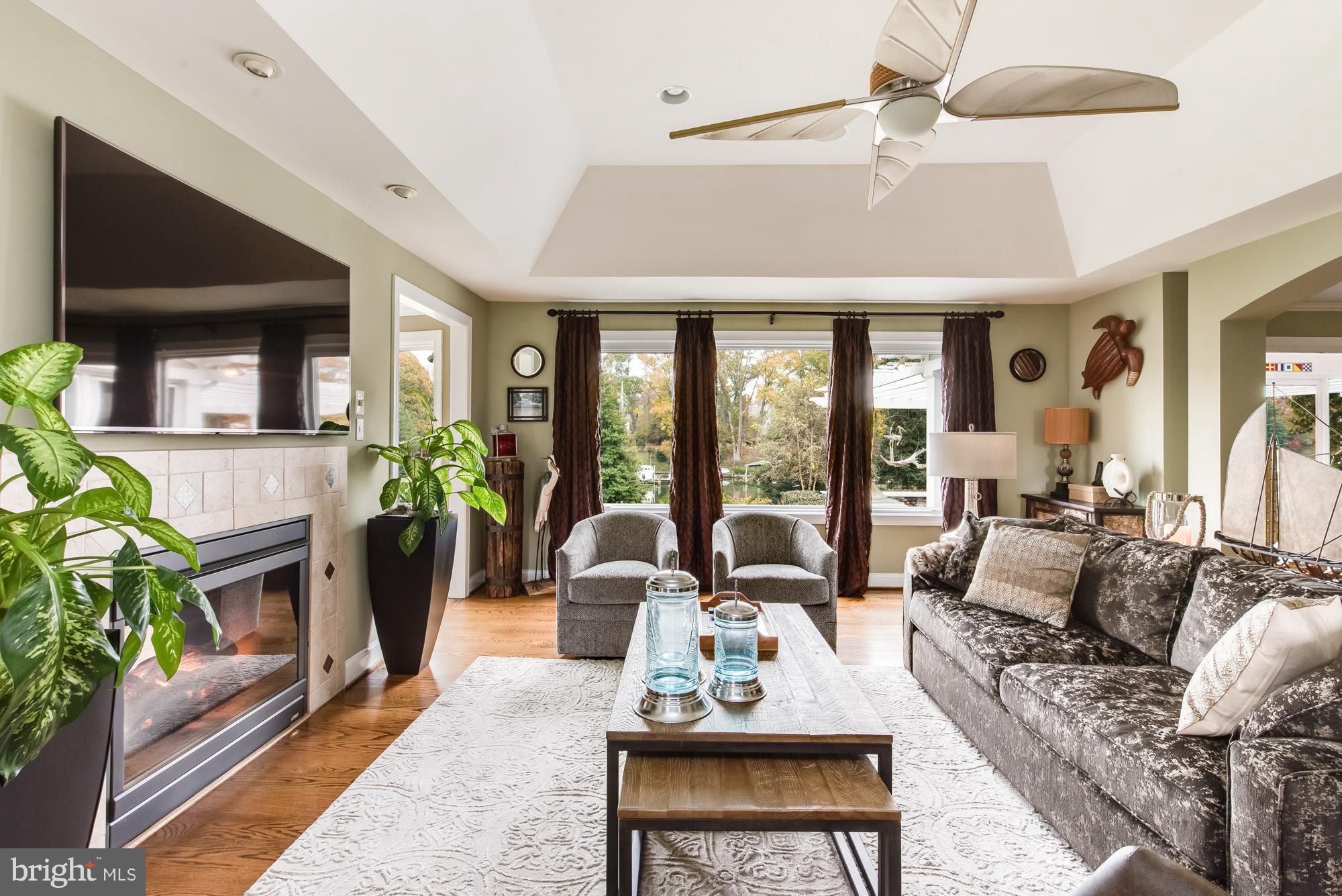 HIDDEN POINT - Residential