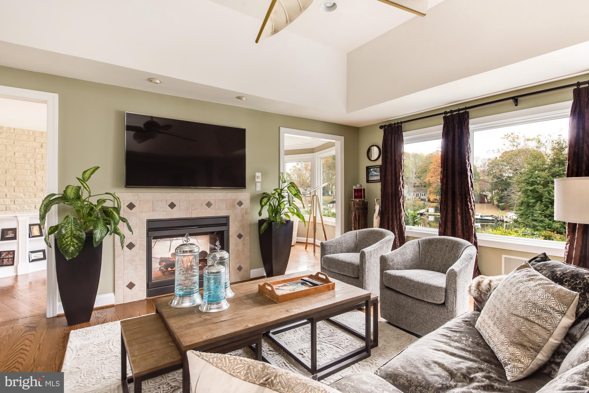 HIDDEN POINT - Residential