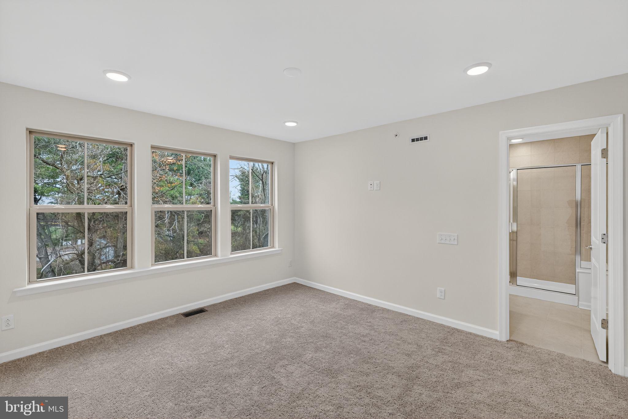 LEWIS POINTE - Residential