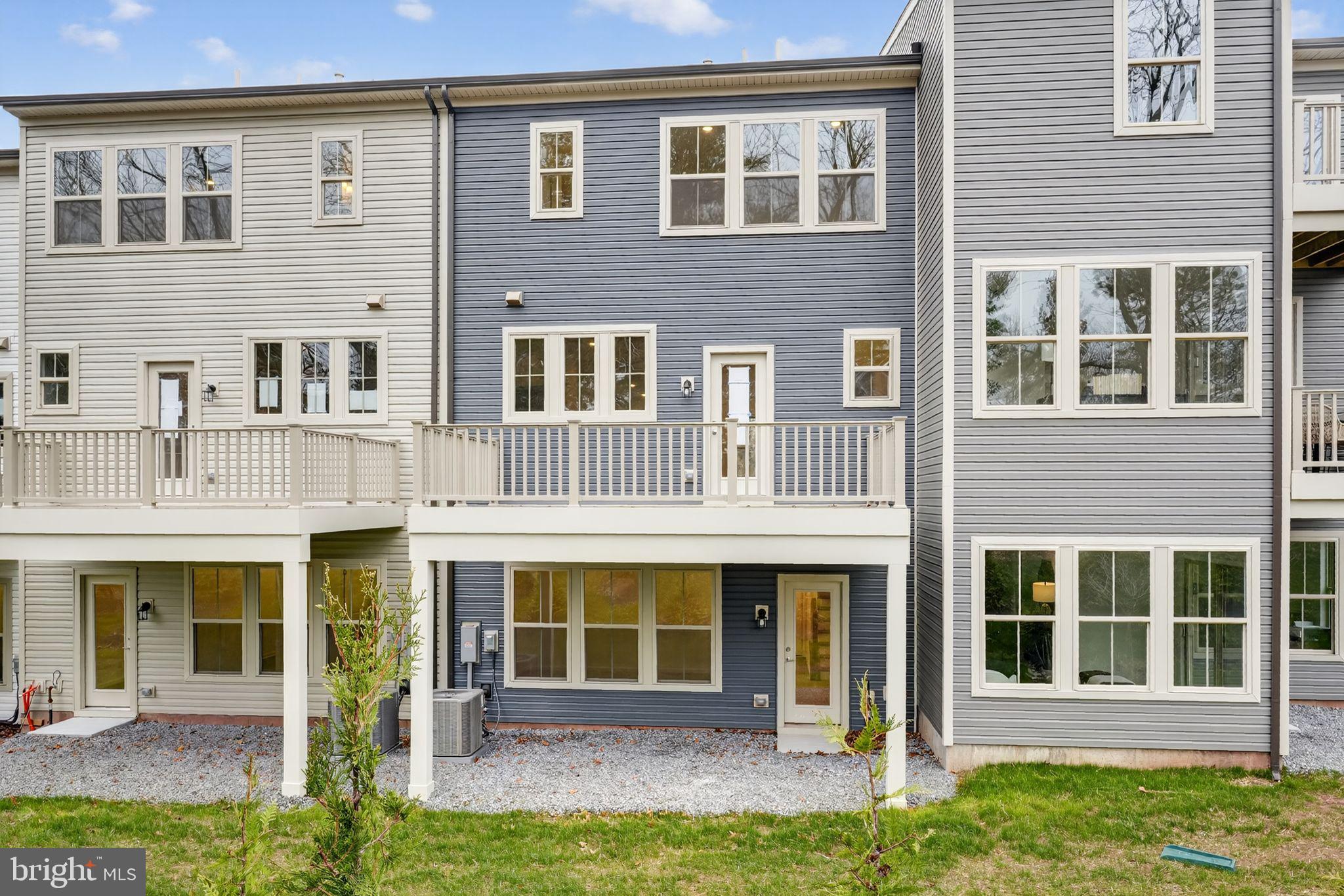 LEWIS POINTE - Residential