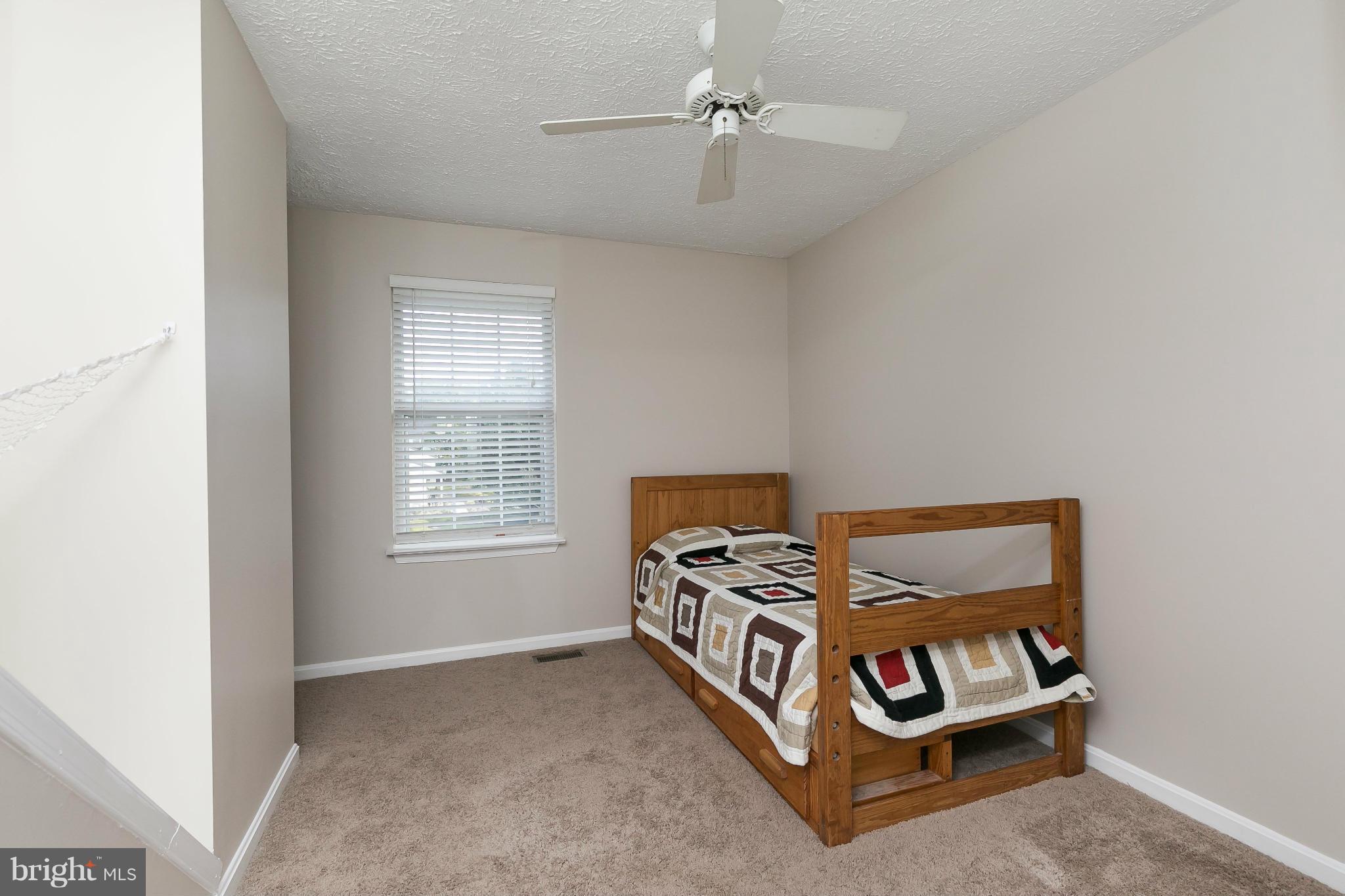 FOREST LAKES - Residential