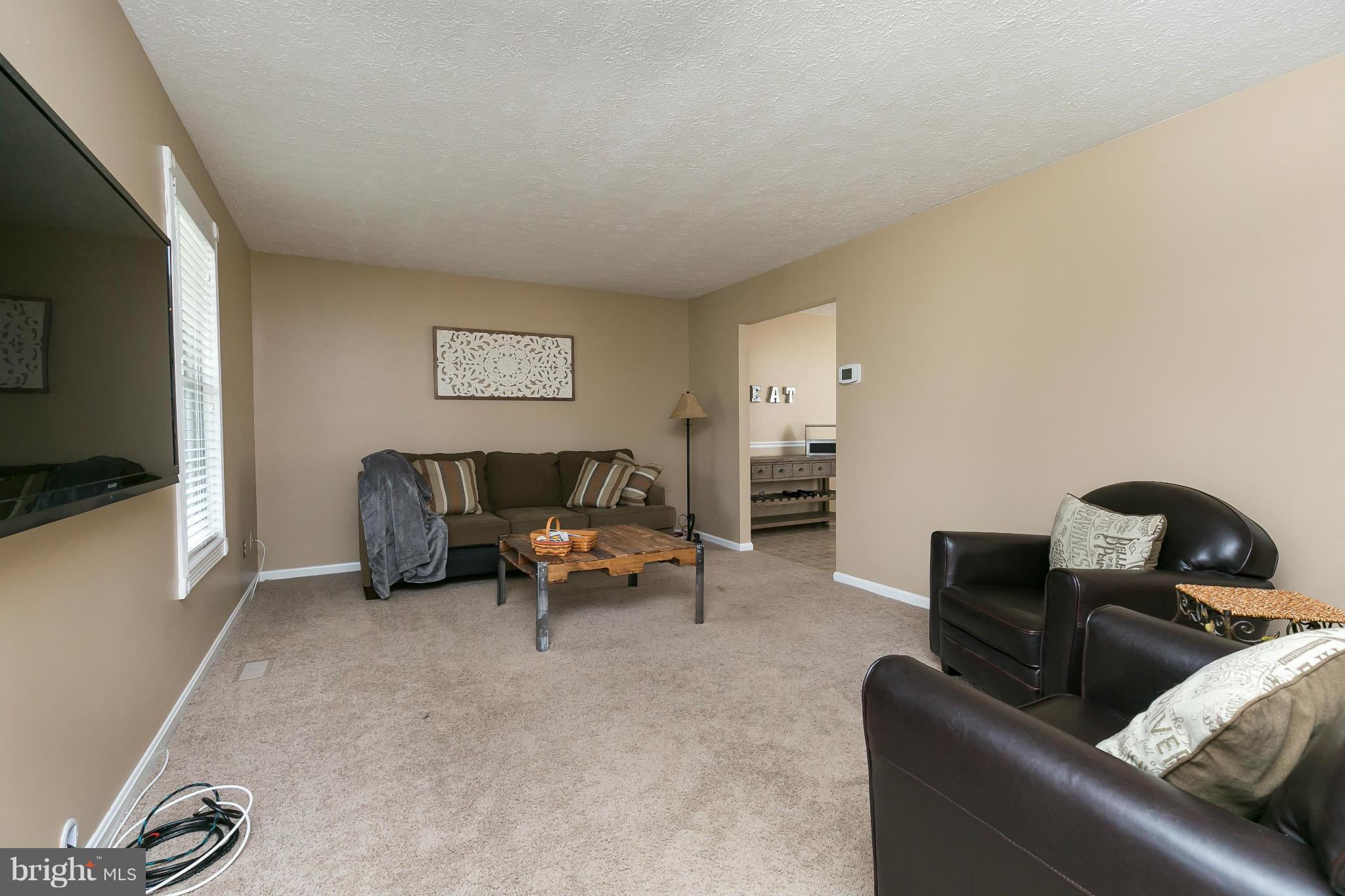 FOREST LAKES - Residential