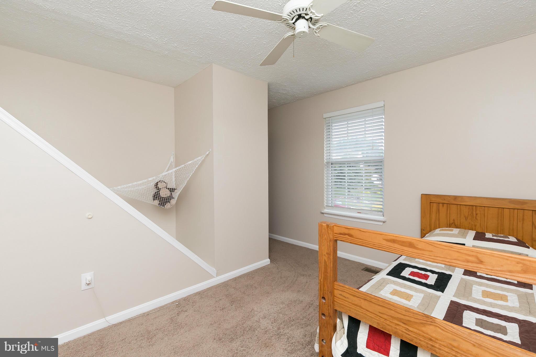 FOREST LAKES - Residential