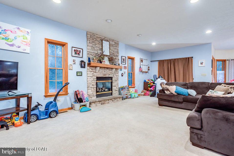 26 MUSKEGON CIRCLE