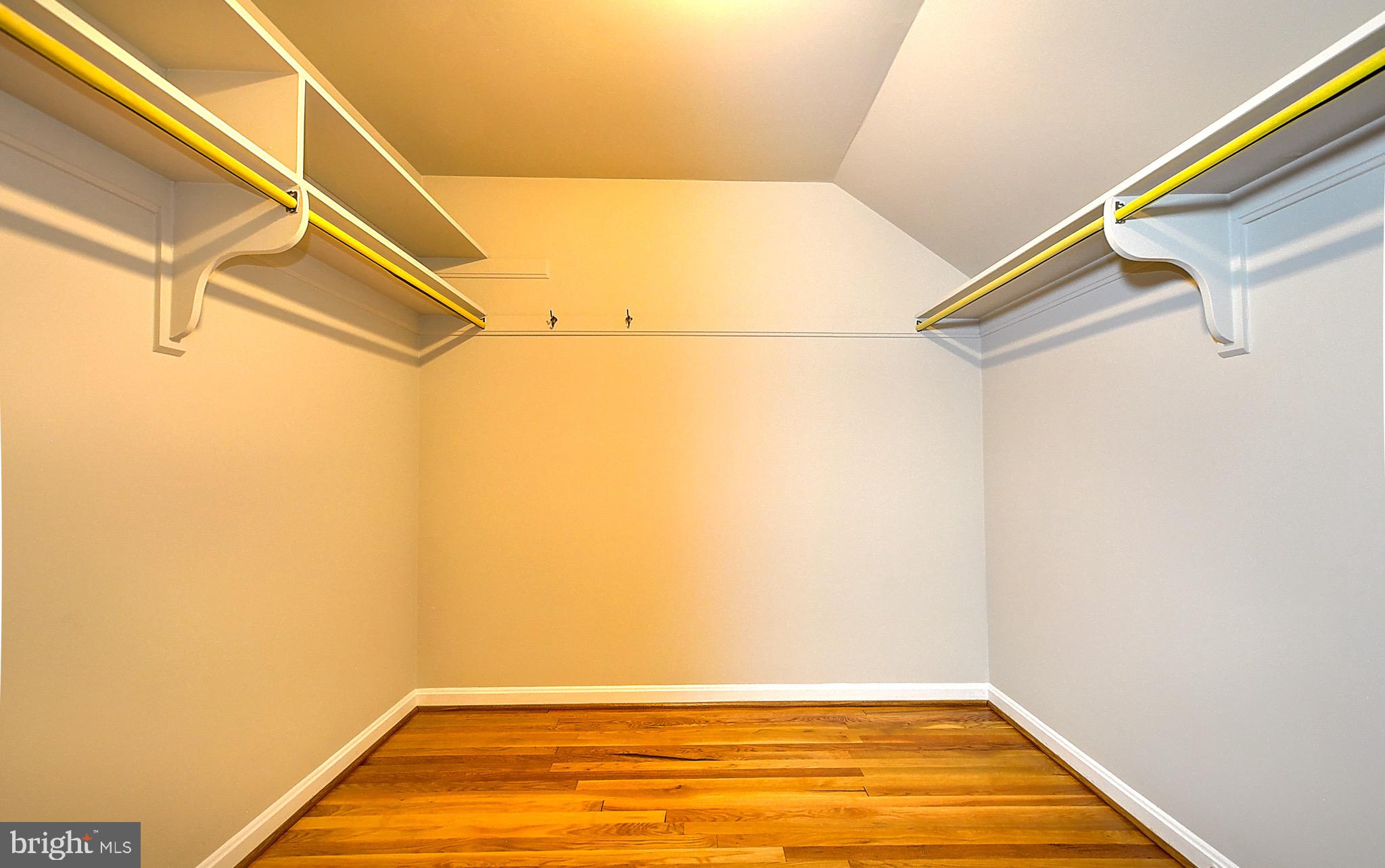 OLD FARM - Residential