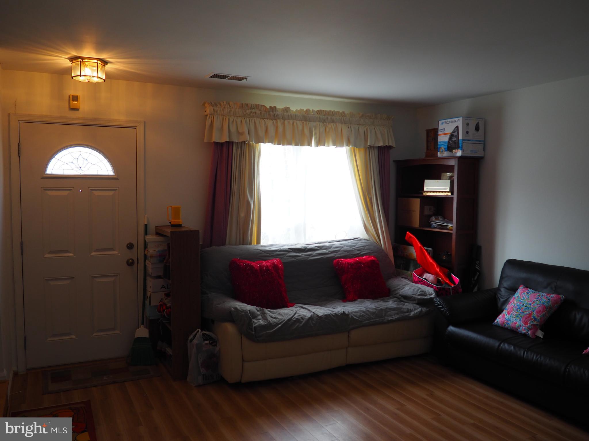 LAKE RIDGE - Residential