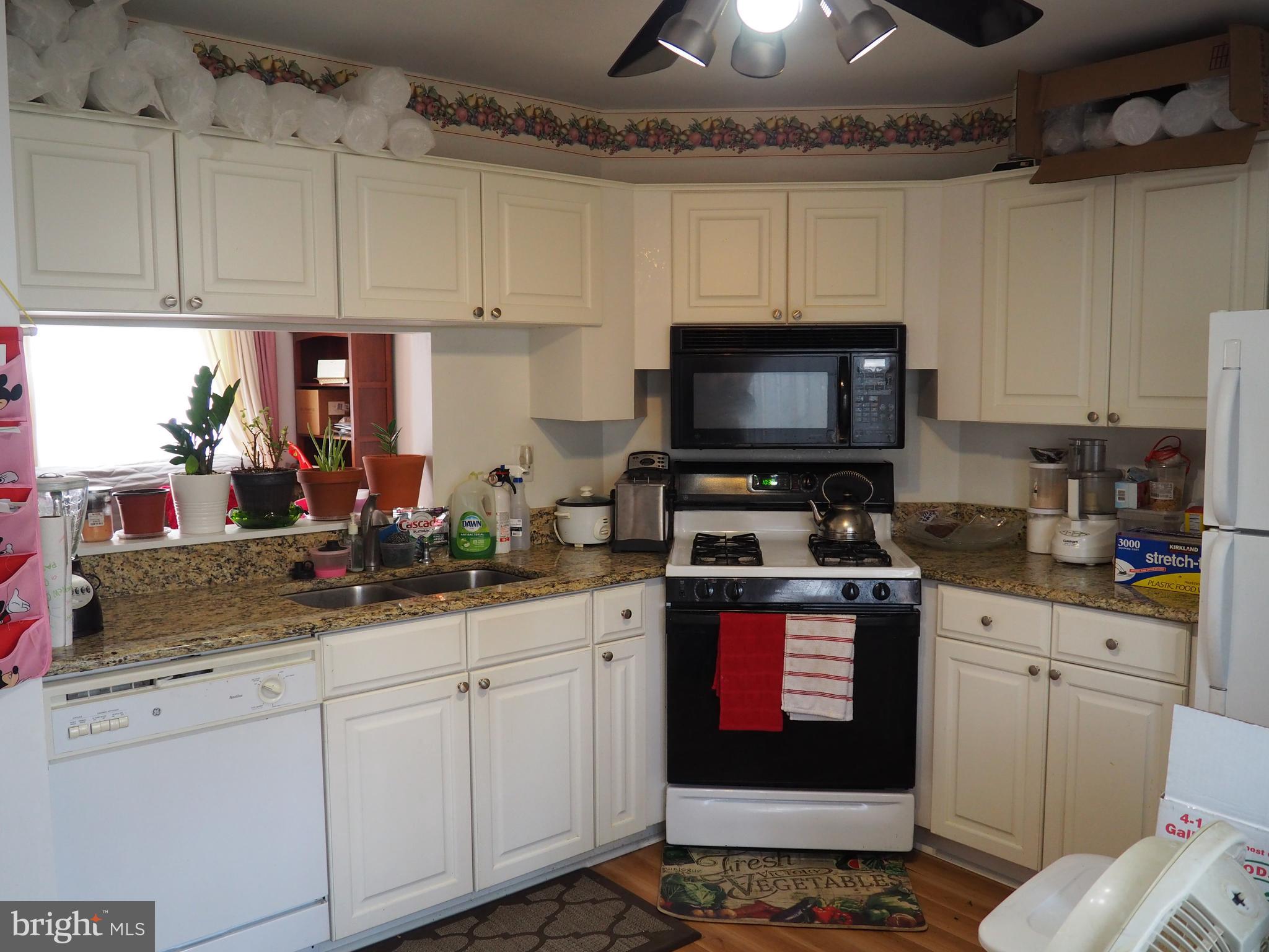 LAKE RIDGE - Residential