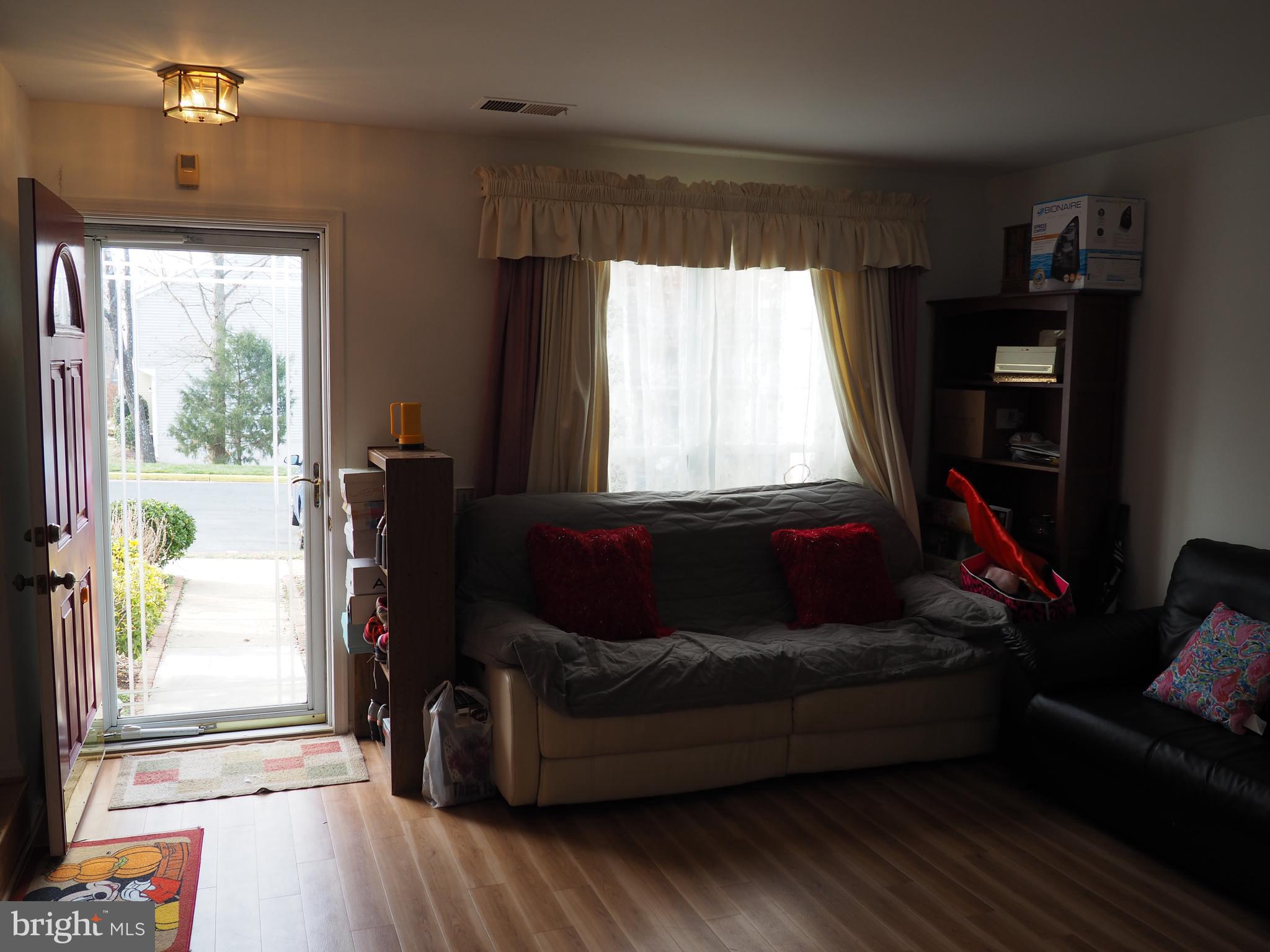 LAKE RIDGE - Residential